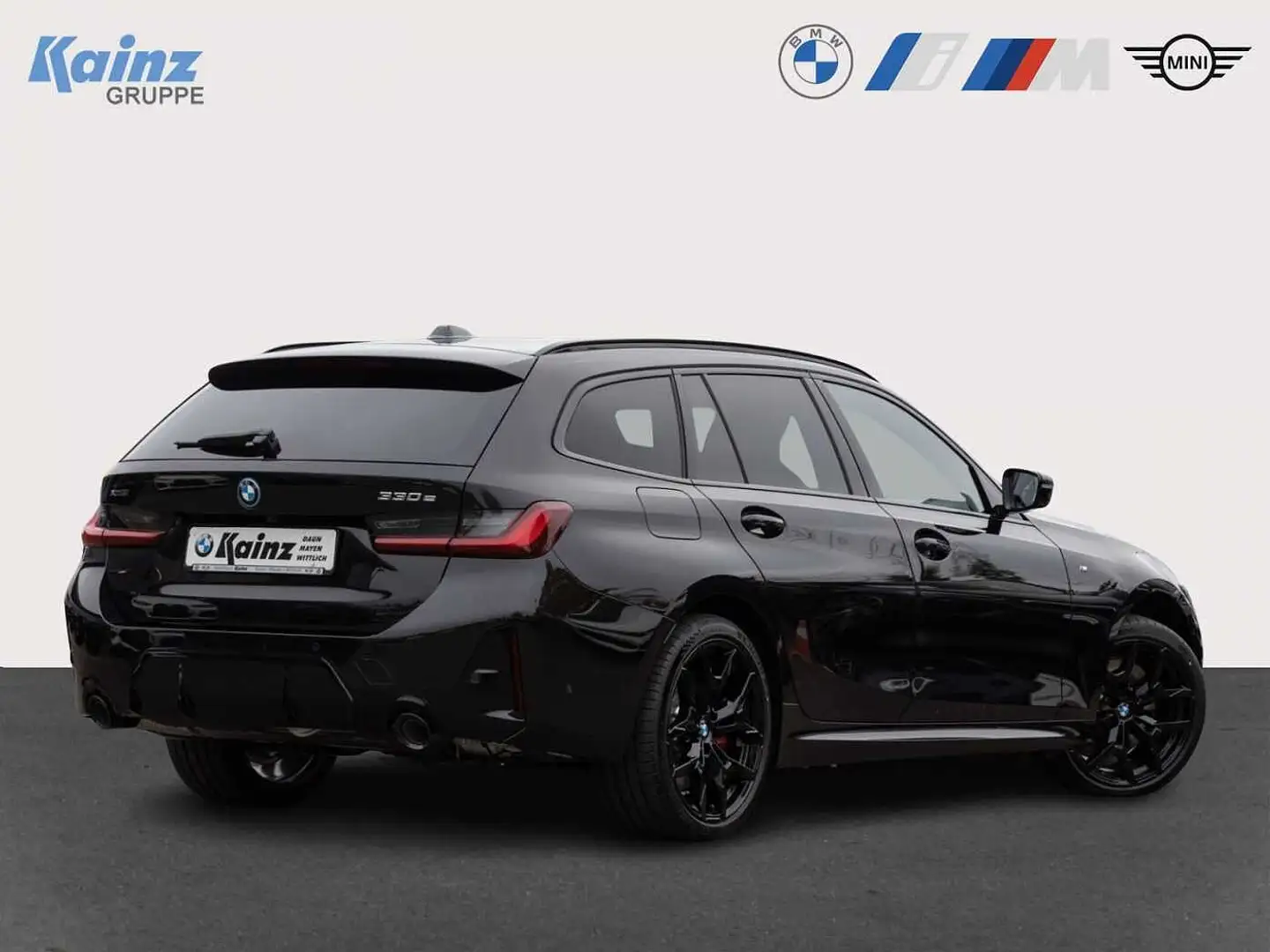 BMW 330 e Touring  xDrive Aut. M Sport Pro/Innopaket Schwarz - 2