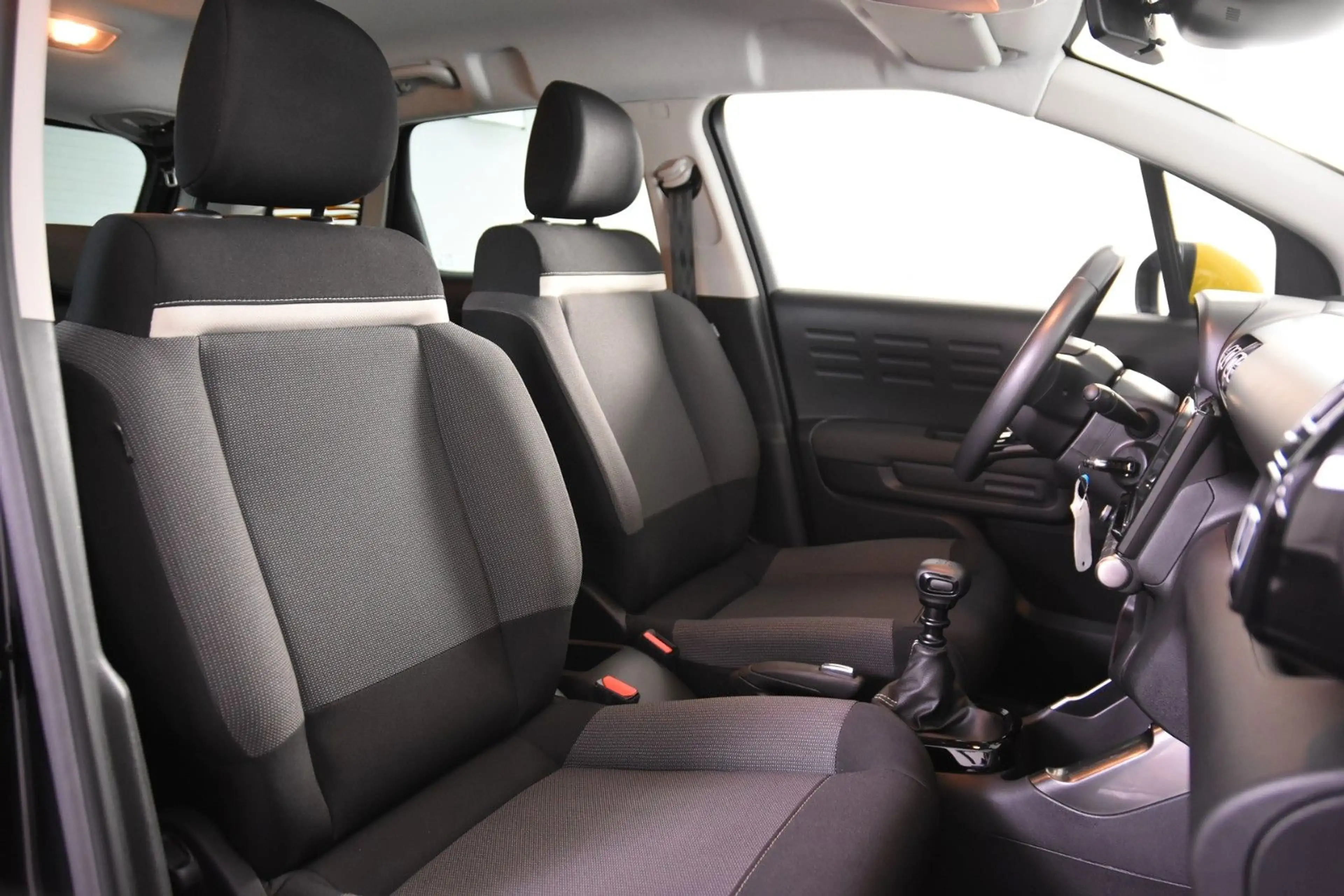 Citroen C3 Aircross Feel *1.Hand*Navi*Kamera*Carplay* — photo 3