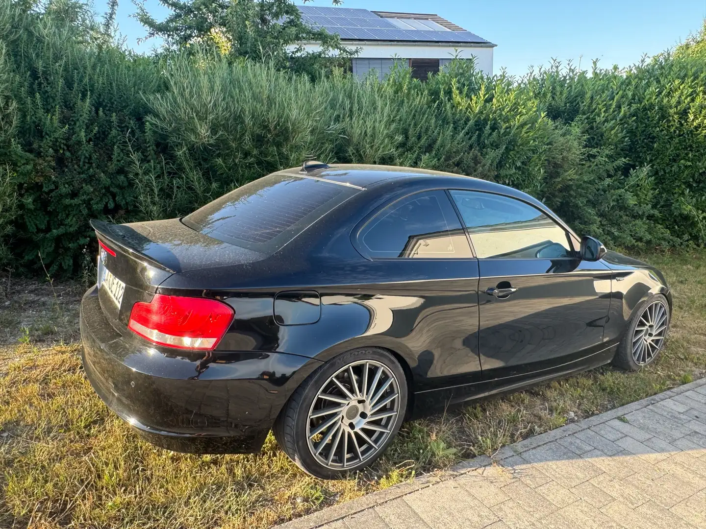 BMW 118 BMW 118d Coupé schwarz - TÜV/AU neu! Noir - 1