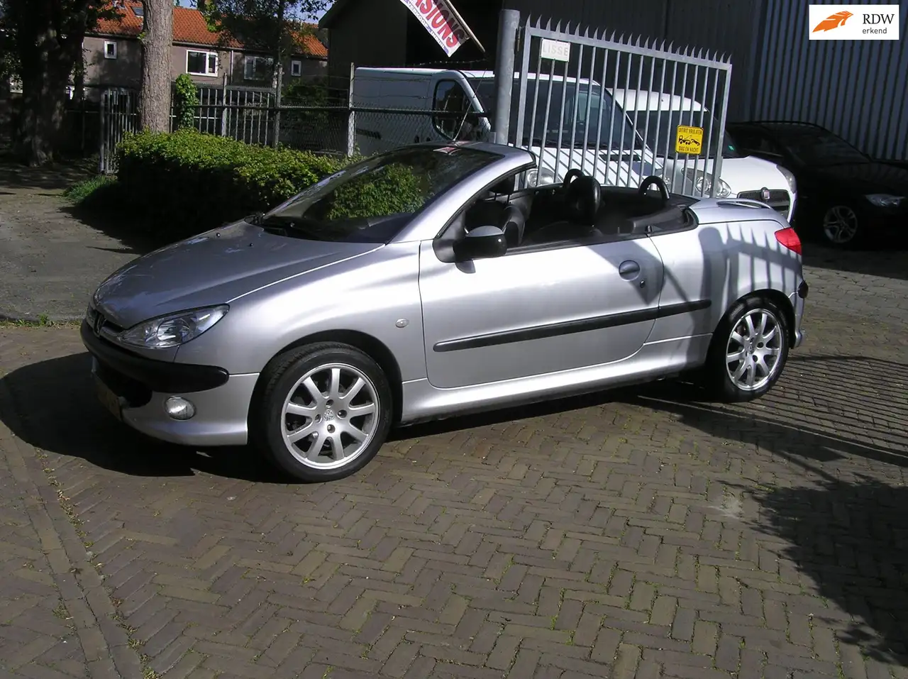 Peugeot 206 CC 2.0-16V 204 d km airco APK, foto 1