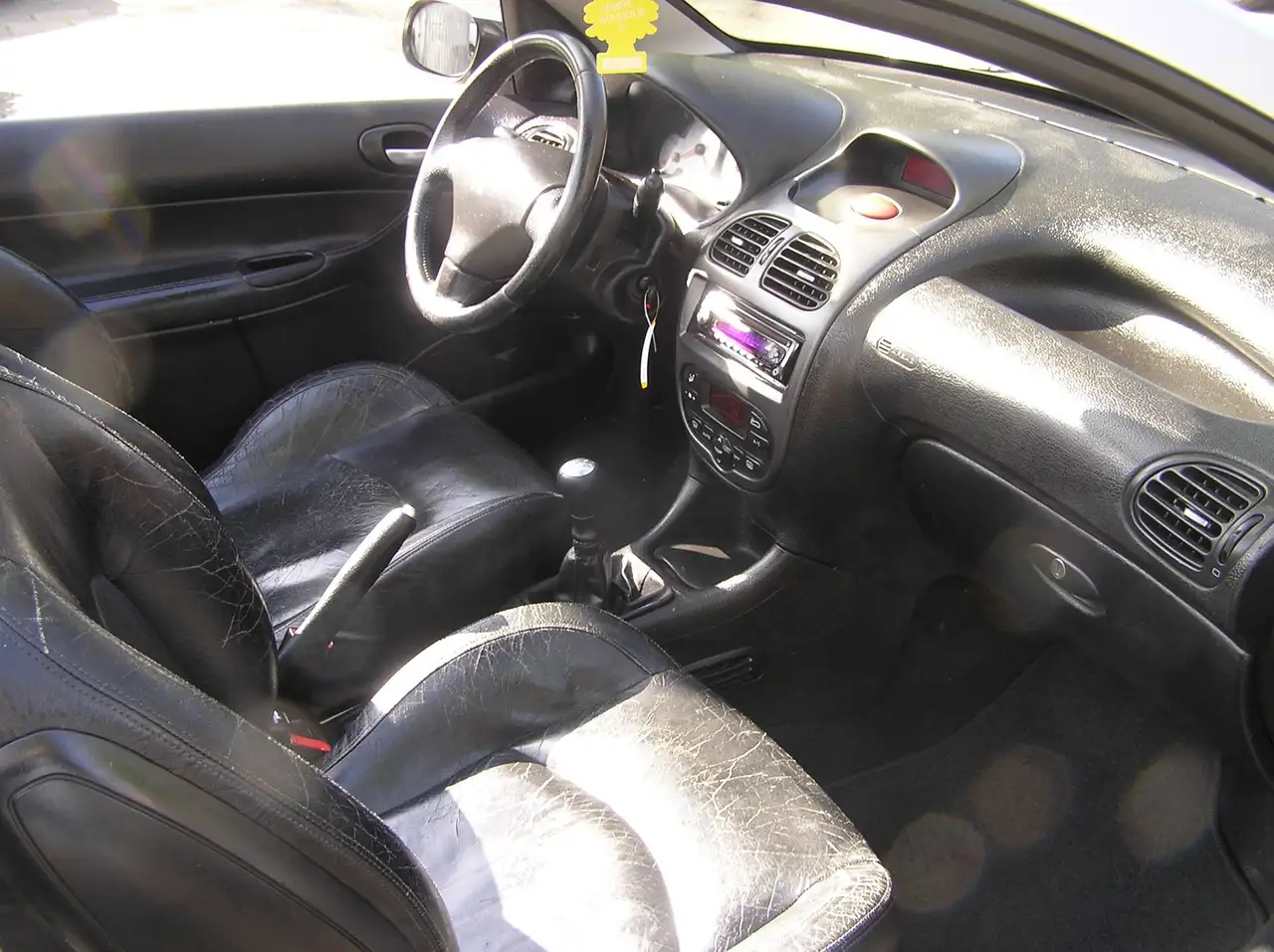 Peugeot 206 CC 2.0-16V 204 d km airco APK, foto 12