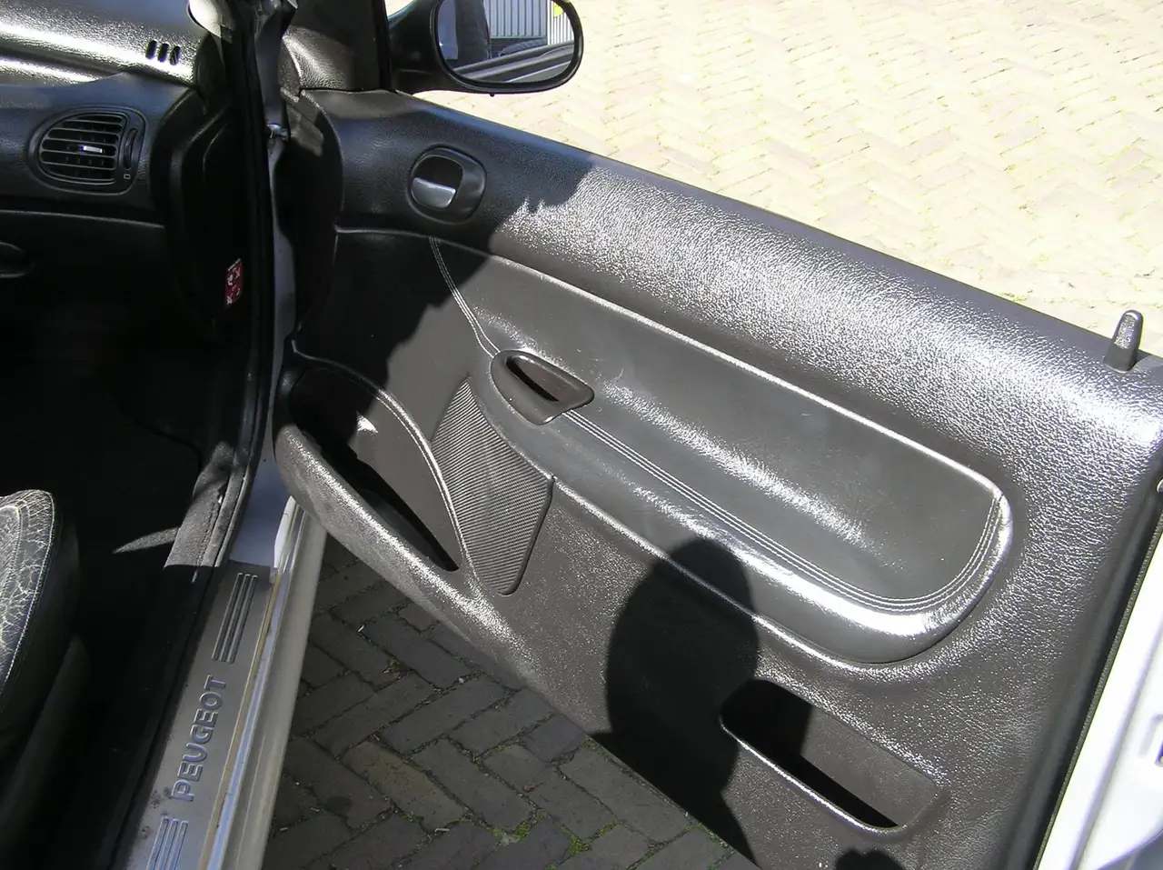 Peugeot 206 CC 2.0-16V 204 d km airco APK, foto 11