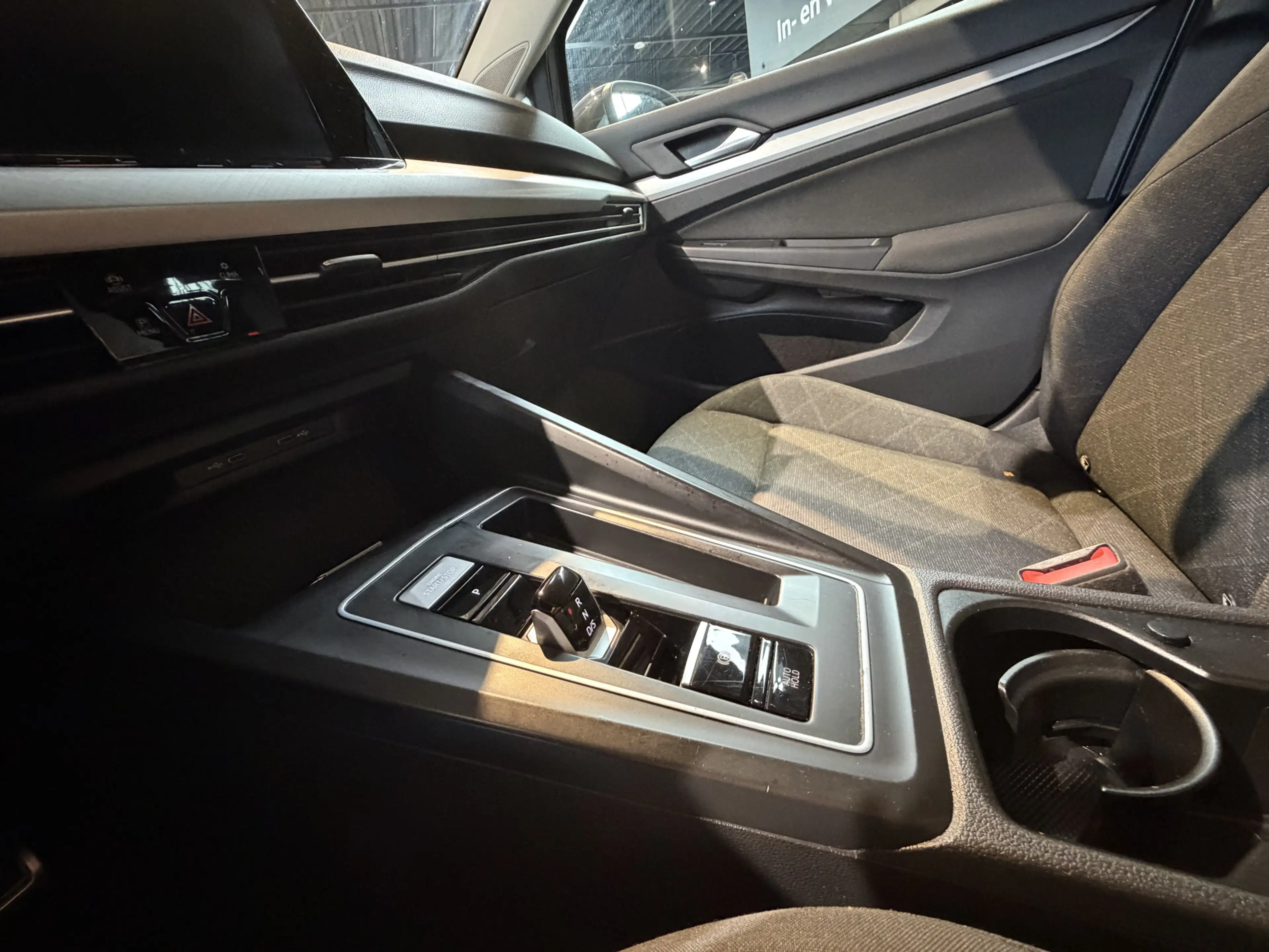 Volkswagen Golf 2.0 TDI Style AUTOMAAT | STOELVERWARMING | — photo 27