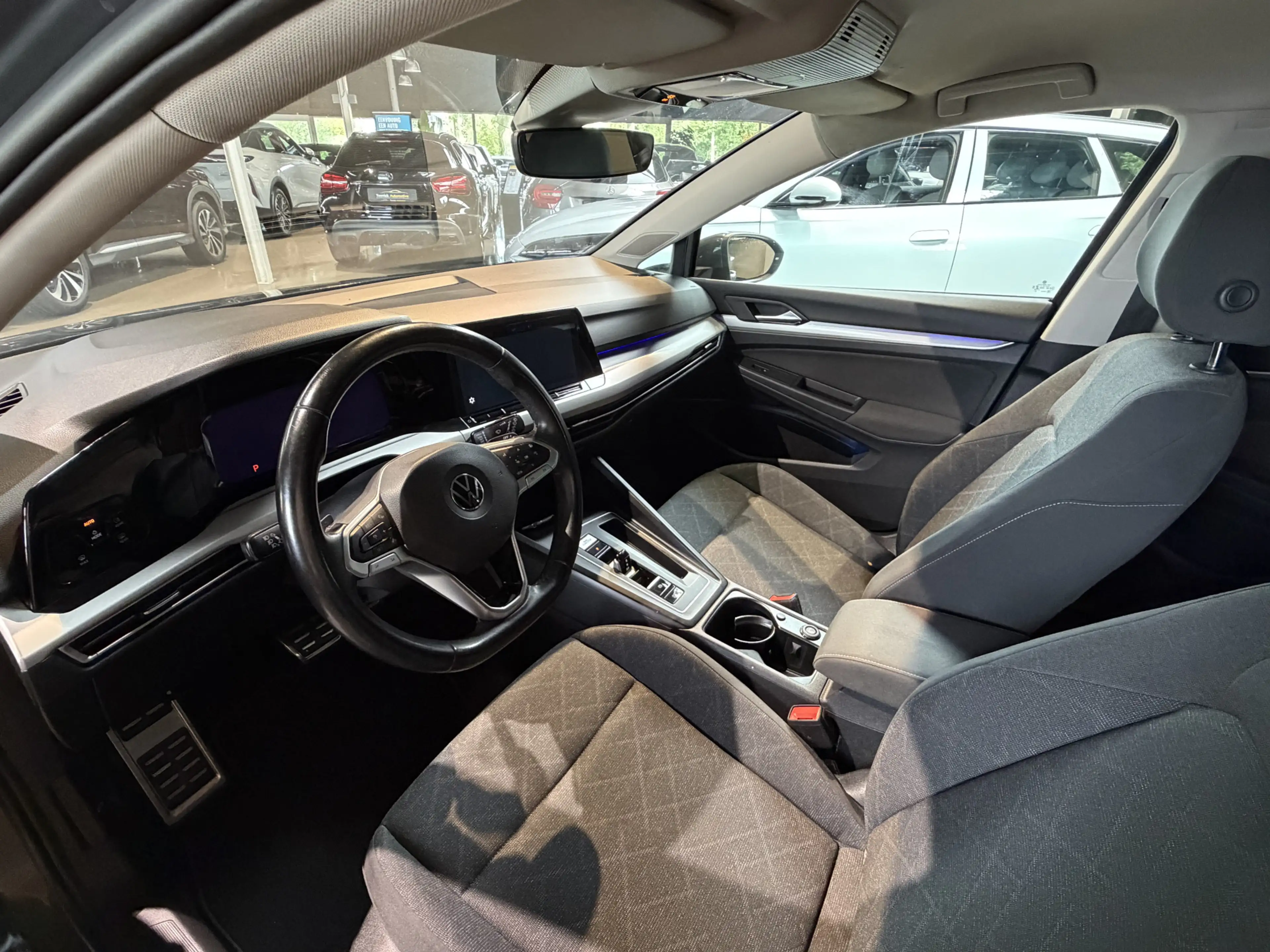 Volkswagen Golf 2.0 TDI Style AUTOMAAT | STOELVERWARMING | — photo 11