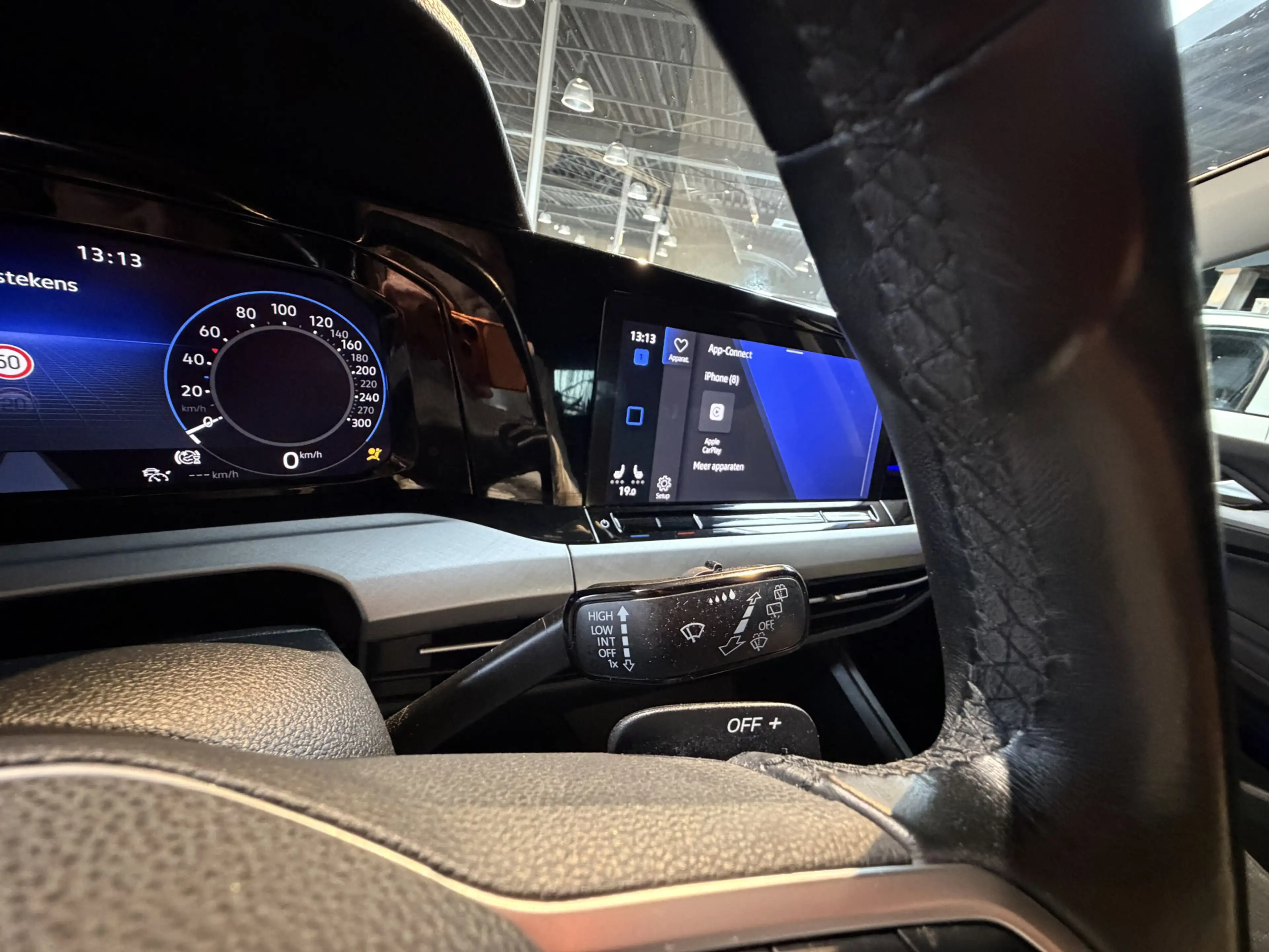 Volkswagen Golf 2.0 TDI Style AUTOMAAT | STOELVERWARMING | — photo 30