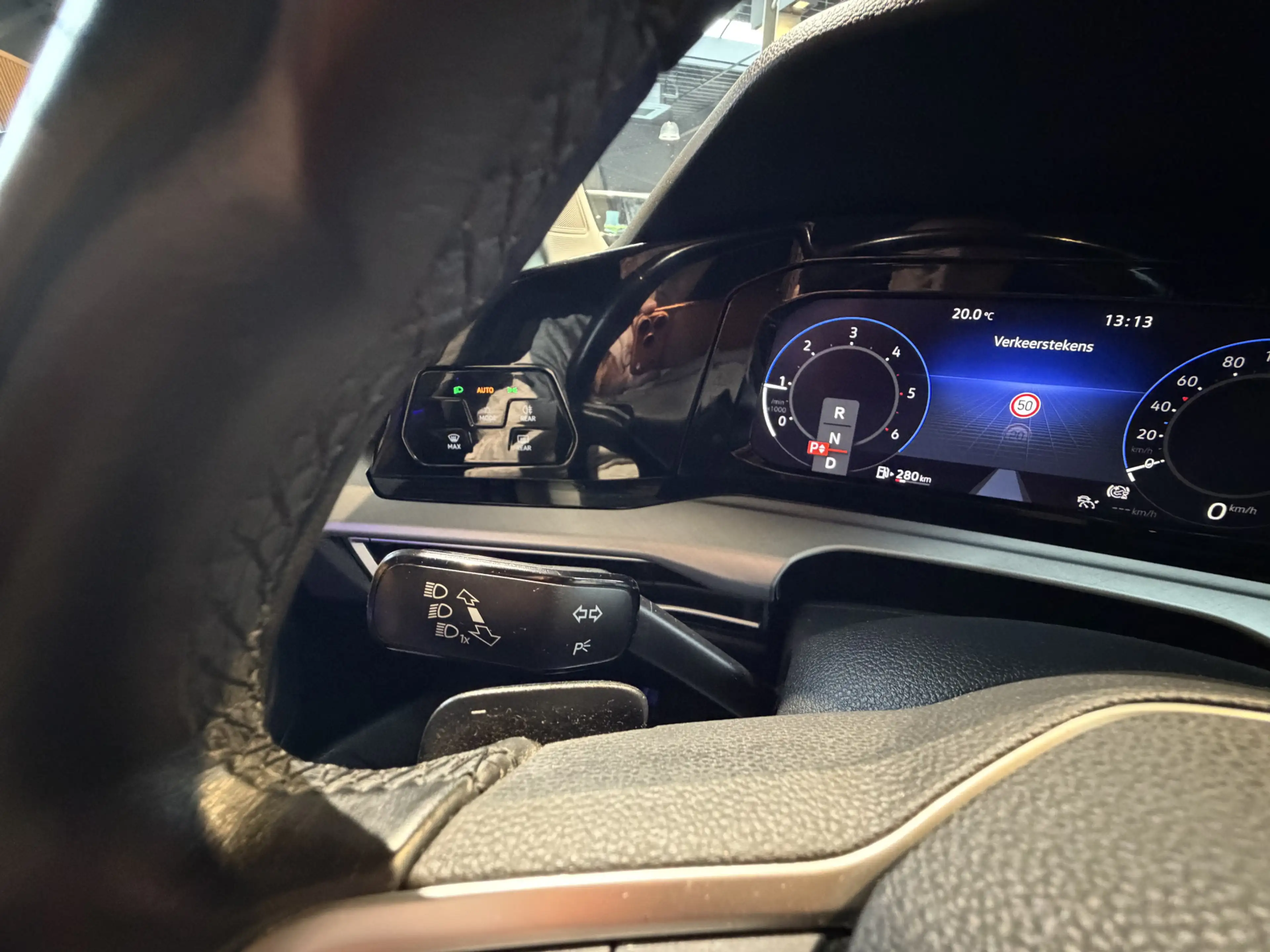 Volkswagen Golf 2.0 TDI Style AUTOMAAT | STOELVERWARMING | — photo 31