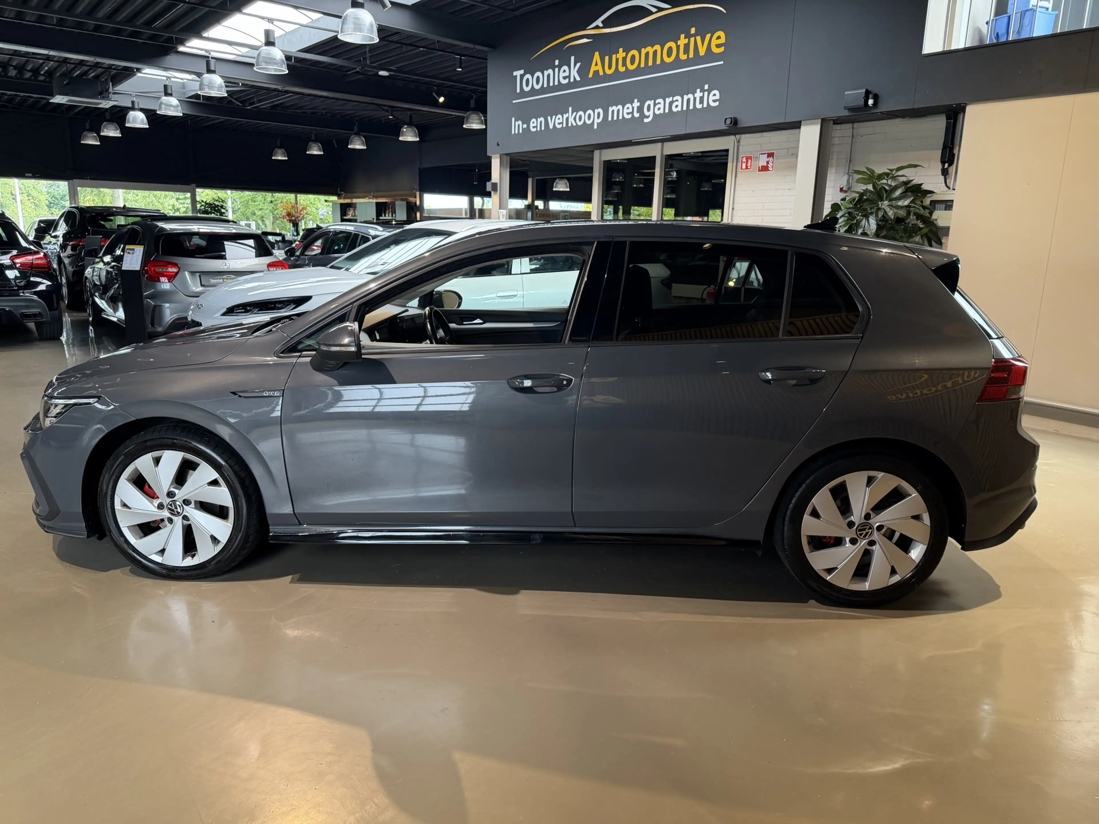 Volkswagen Golf 2.0 TDI Style AUTOMAAT | STOELVERWARMING | — photo 6