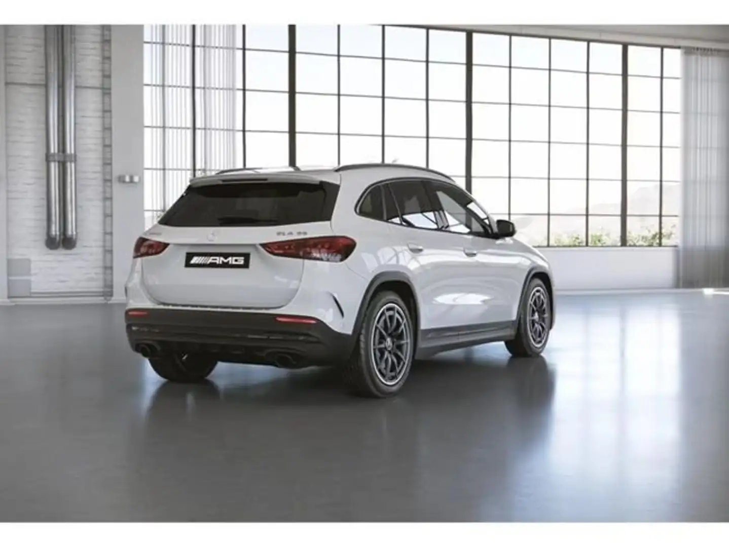 Mercedes-Benz GLA 35 AMG Gris - 2