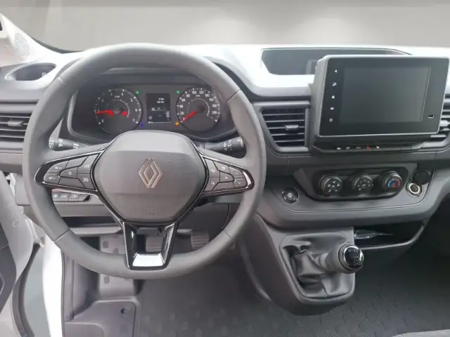 Renault Trafic view 10