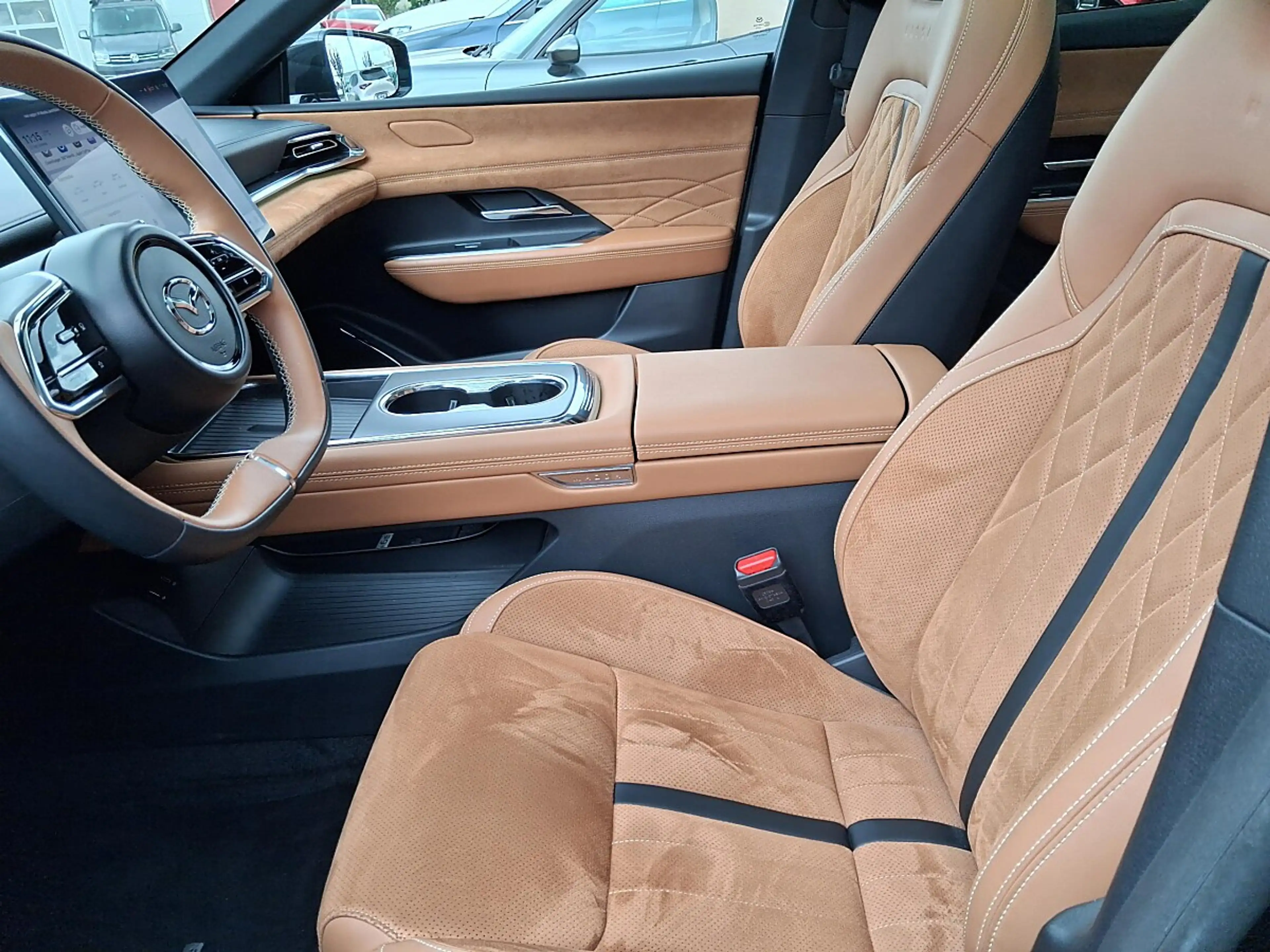 Mazda 6e Mazda6e 80kWh LR Takumi Plus — photo 4