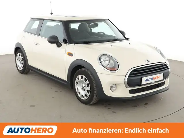 Mini Hatch view 8