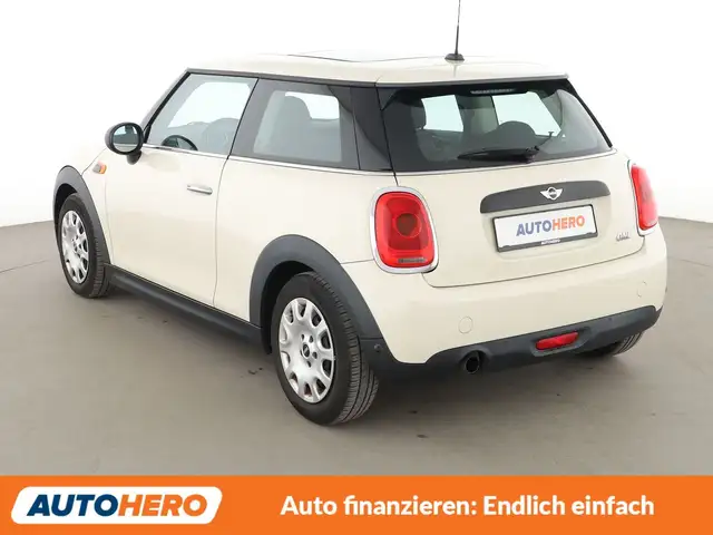 Mini Hatch view 4