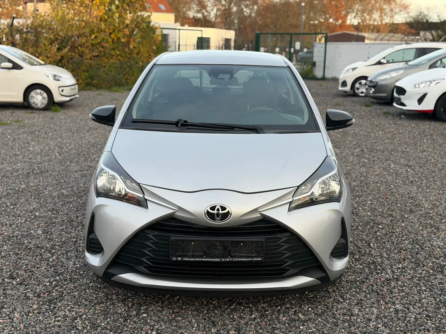 Toyota Yaris /CarPlay/TÜV NEU 11/27 Gris - 2