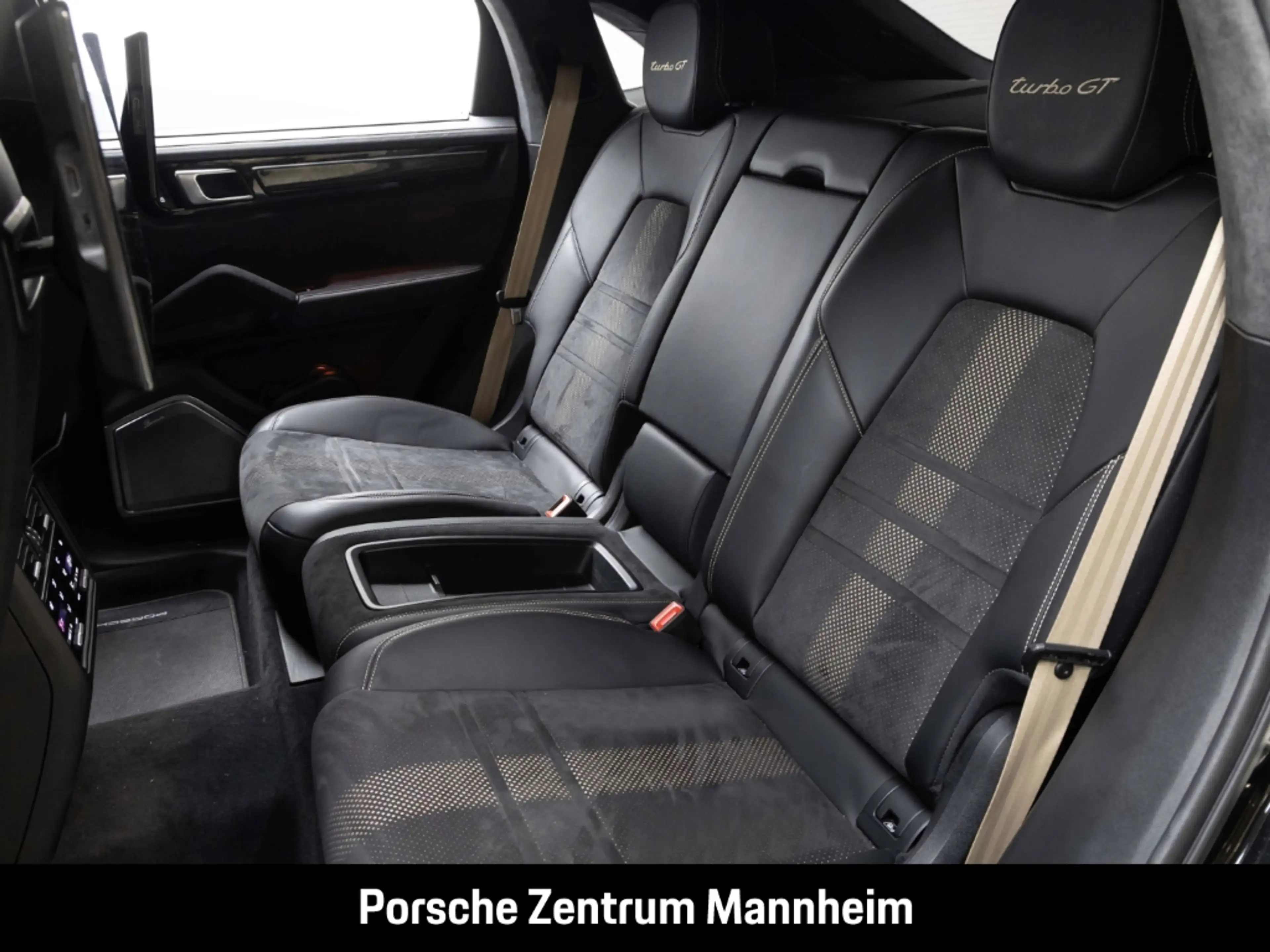 Porsche Cayenne Turbo GT Matrix InnoDrive Keramik SurroundView — photo 14