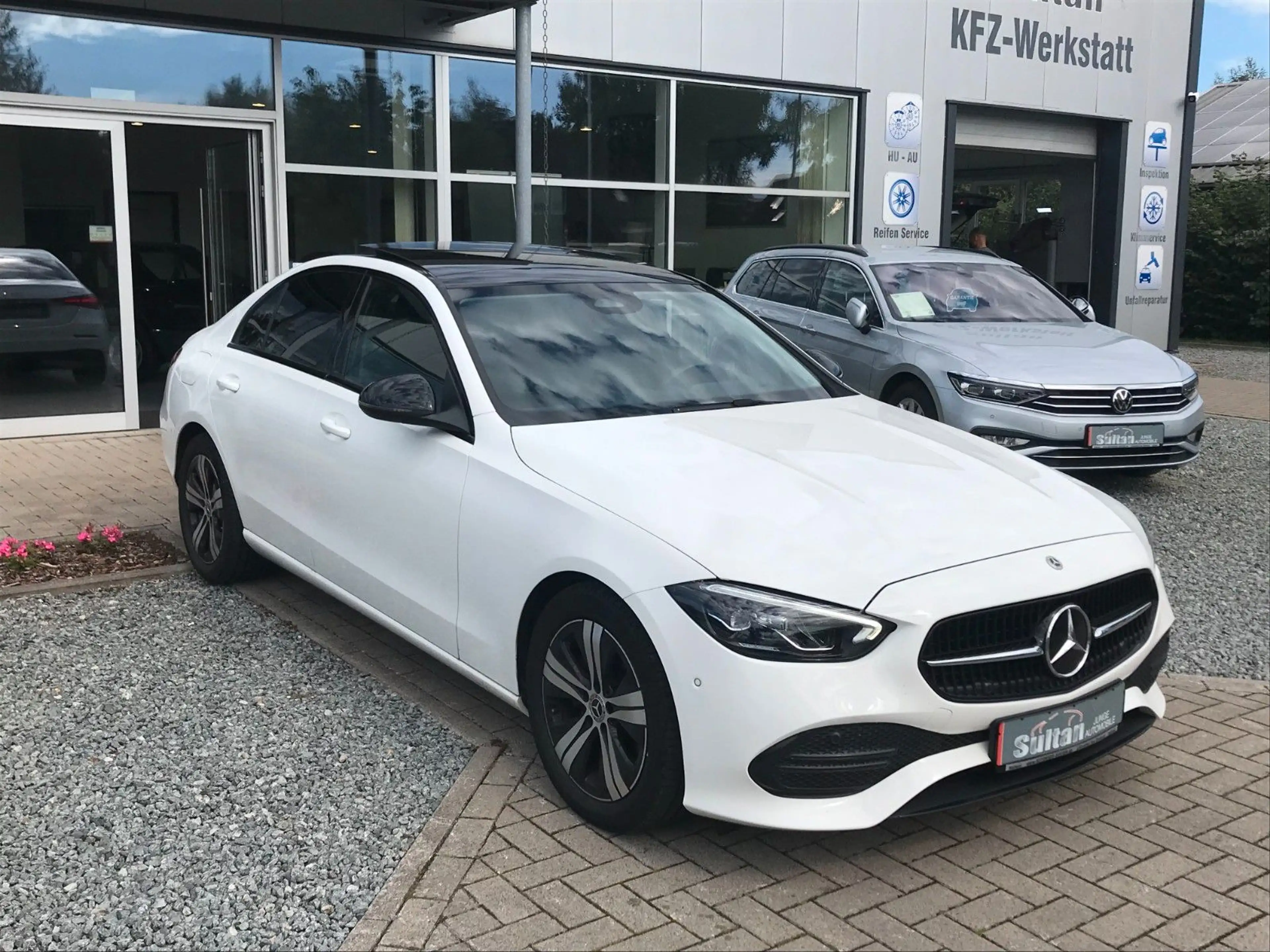 Mercedes-Benz C 180 Lim Avantgarde Night Pano Kam Leder — photo 4