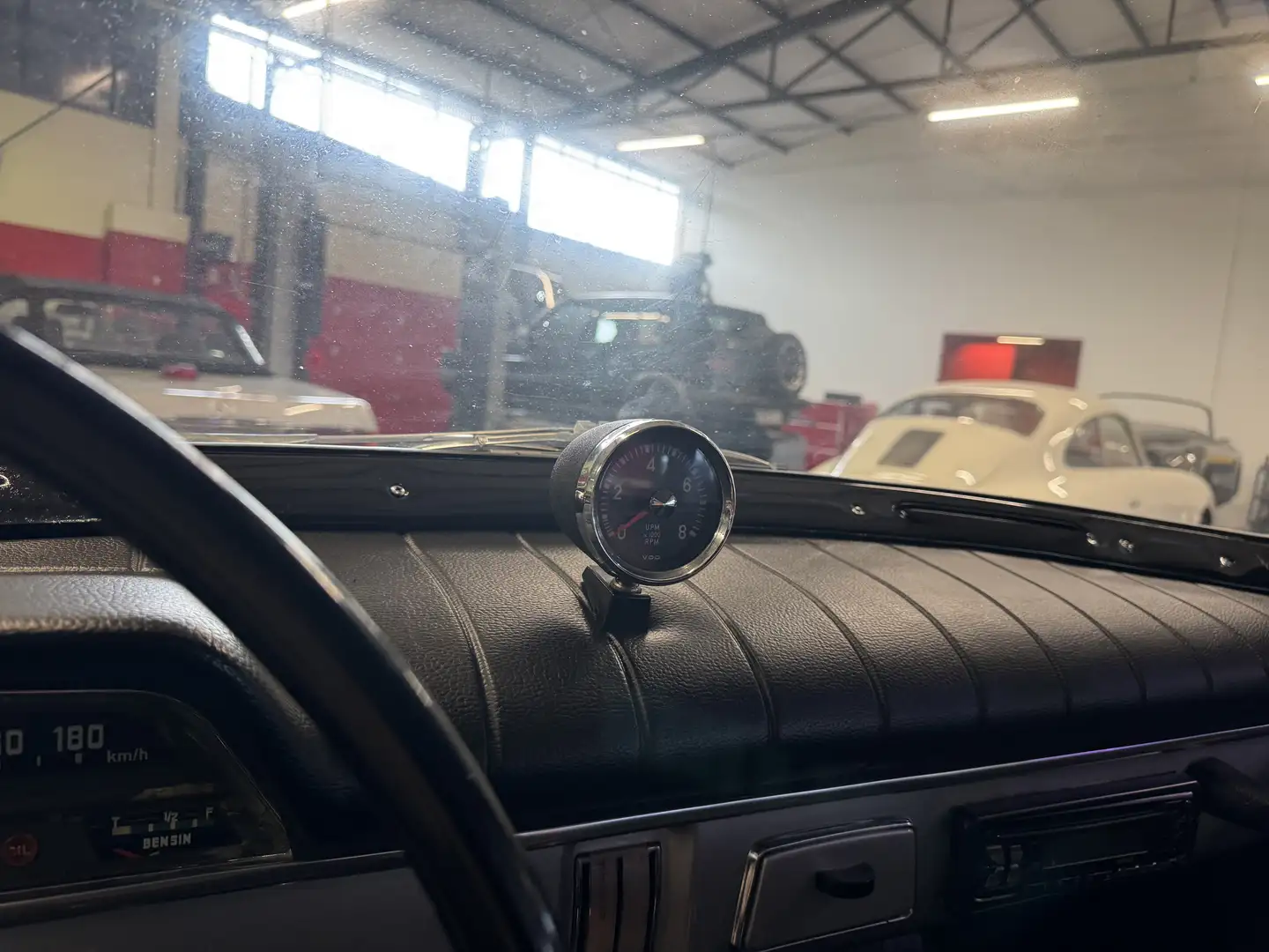 Volvo Amazon GT Clone Argent - 2