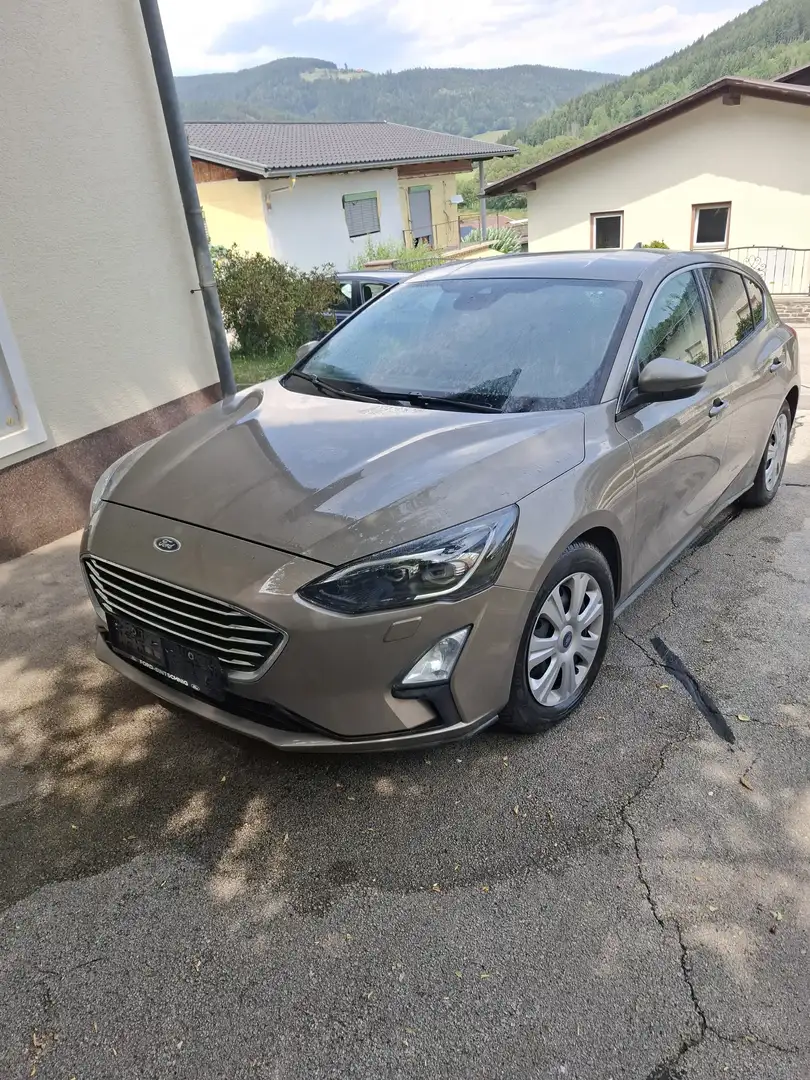 Ford Focus 1,0 EcoBoost Titanium - 1