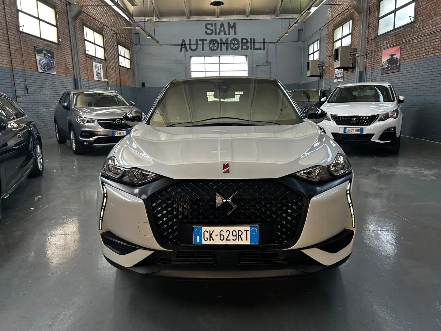 DS Automobiles DS 3 DS 3 Crossback BlueHDi 130 aut. Performance Line Blanco - 1
