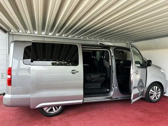 Peugeot Traveller langer Radstand/VIP/AHK/leasingfähig/GARANTIE