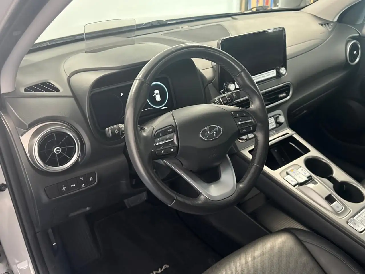 Hyundai KONA снимка Hyundai KONA