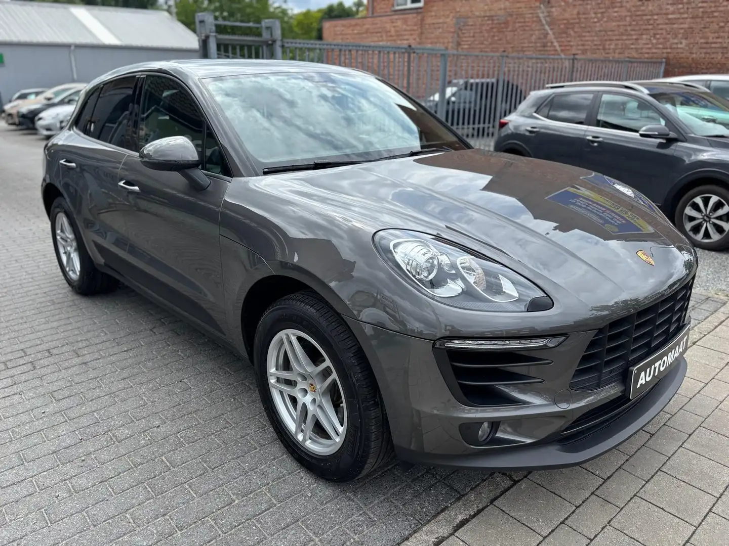 Porsche Macan Macan 2.0 PDK NAVI LEDER CAMERA ALU CRUISE Grijs - 2