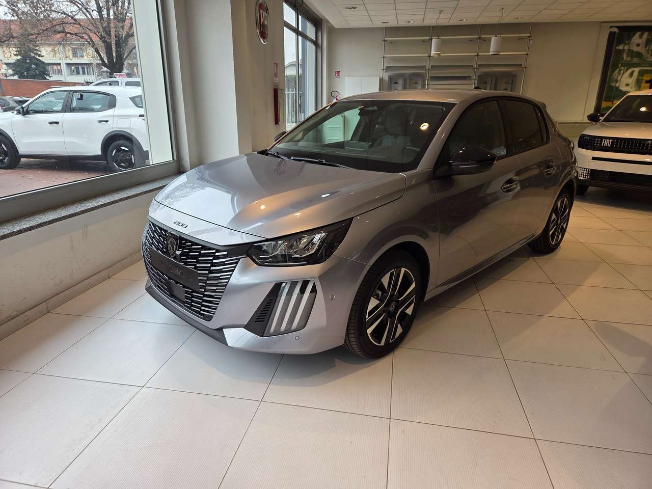 Peugeot 208 208 1.2 hybrid Allure 110cv e-dcs 6