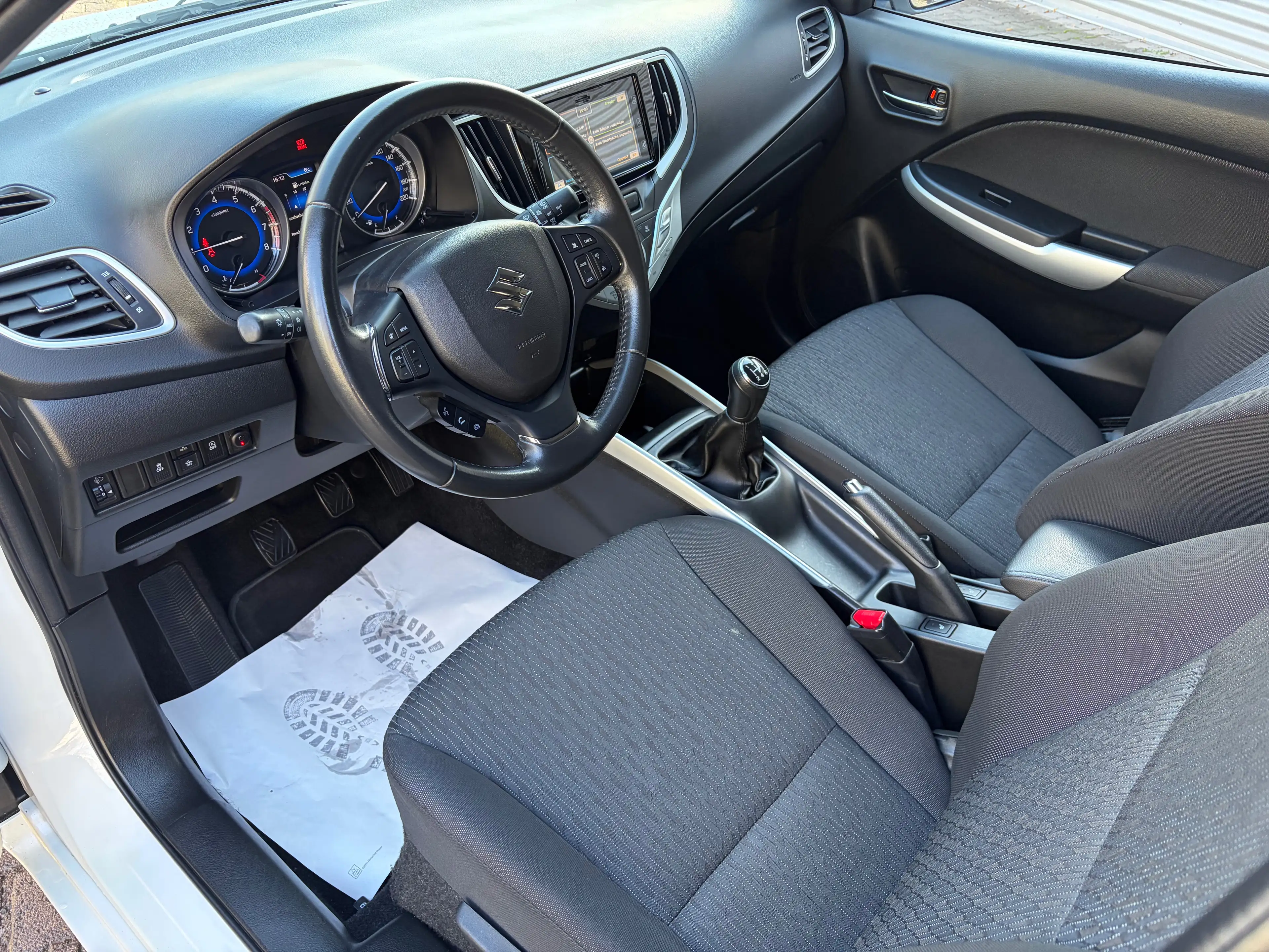 Suzuki Baleno Basic Xenon 1Hand — photo 12