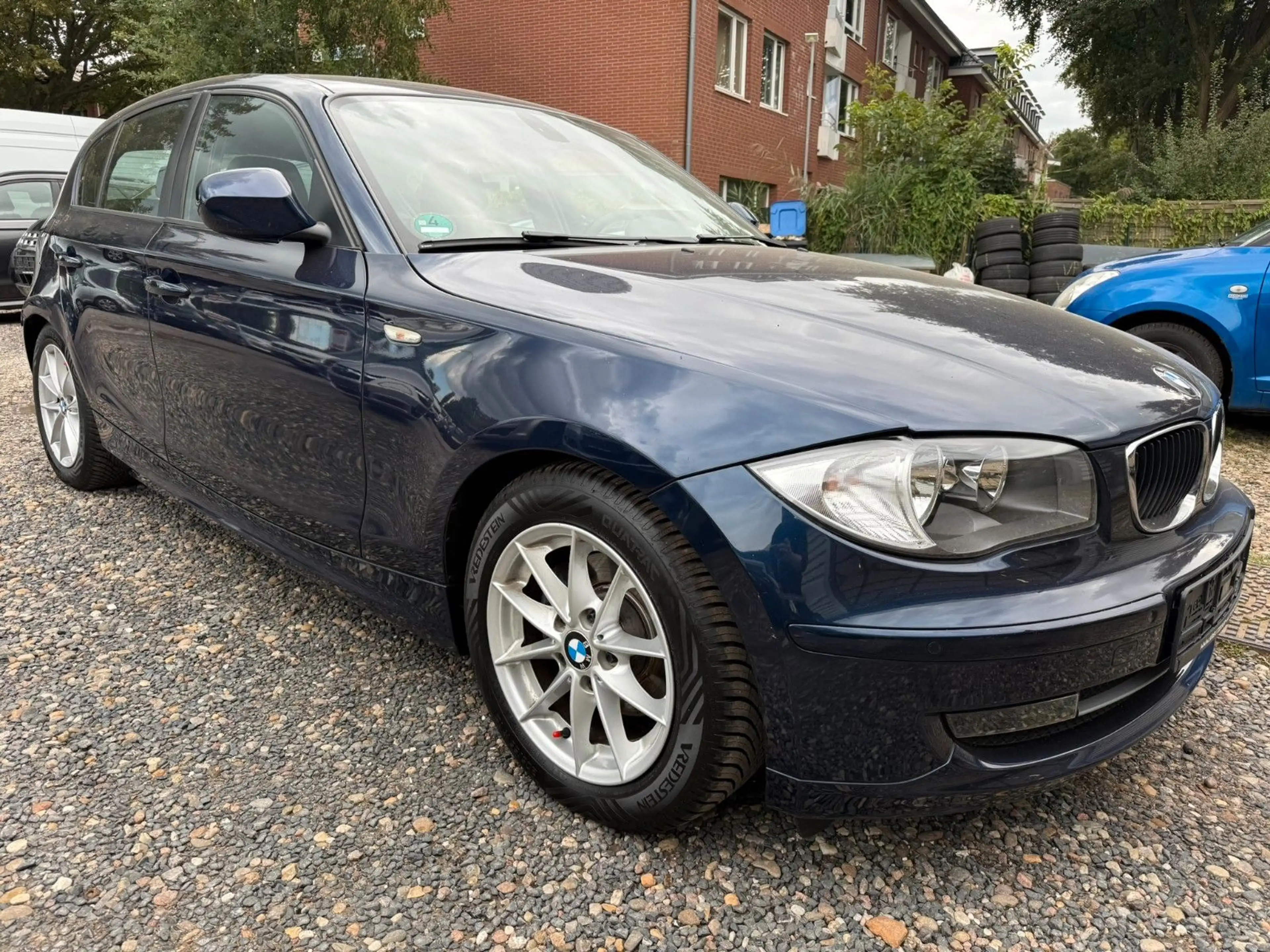 BMW 118 i — photo 3