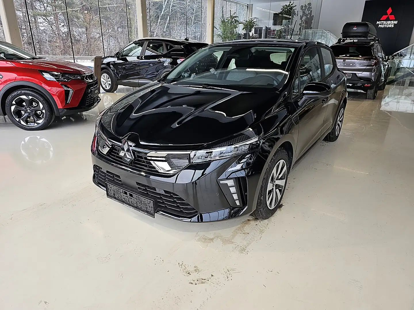 Mitsubishi Colt 1,0 MPI-T Invite Schwarz - 1