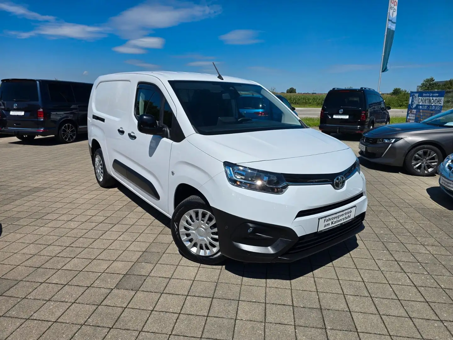 Toyota Proace City L2 Comfort NAVI TEMPOMAT SHZ 2x STür Weiß - 2