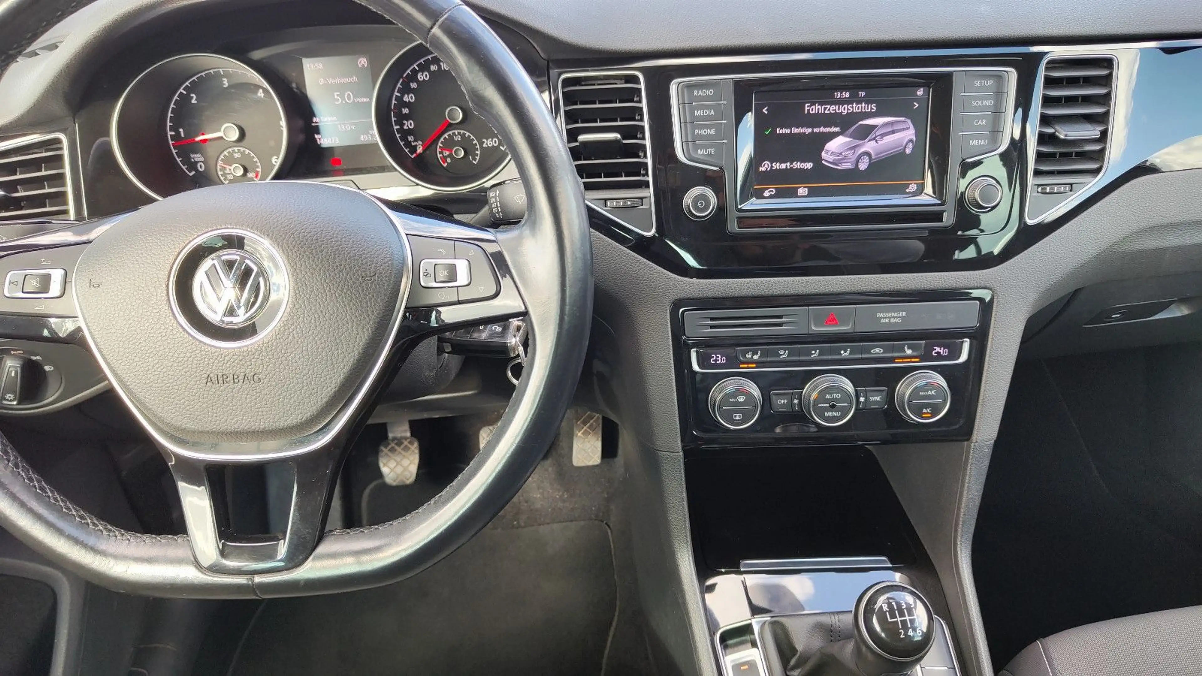 Volkswagen Golf Sportsvan VII Highline 2.0 TDI - Xenon* — photo 16
