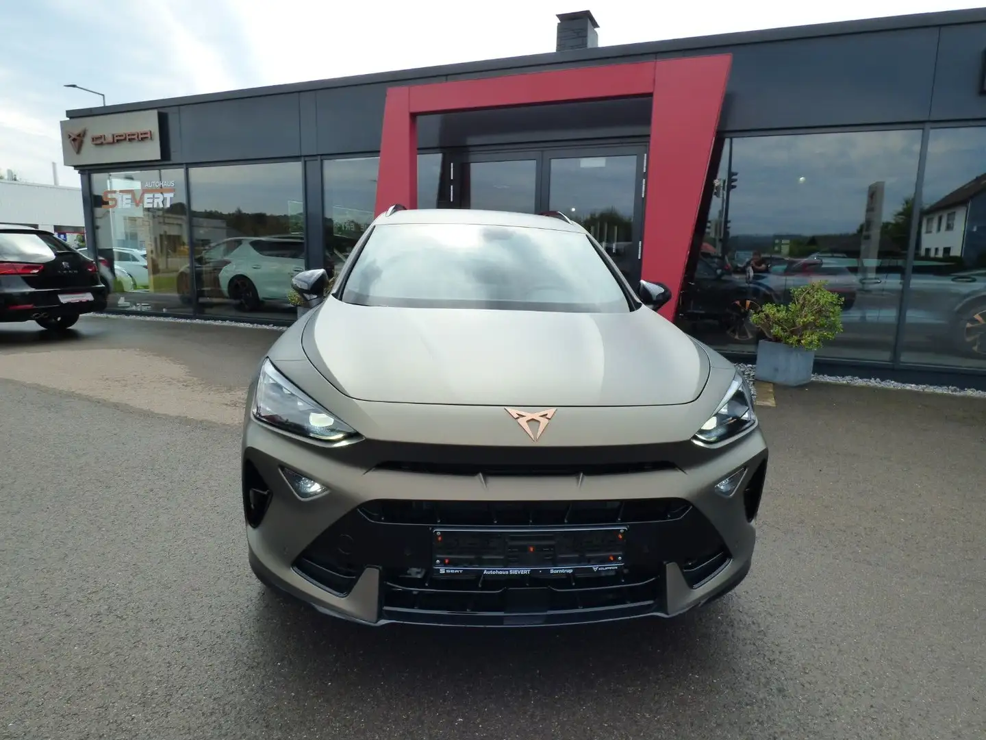 CUPRA Formentor VZ e-Hybrid 200 kW MATRIX TOP VIEW ACC Gold - 1