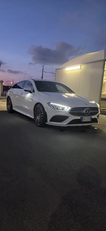 Mercedes-Benz CLA 200