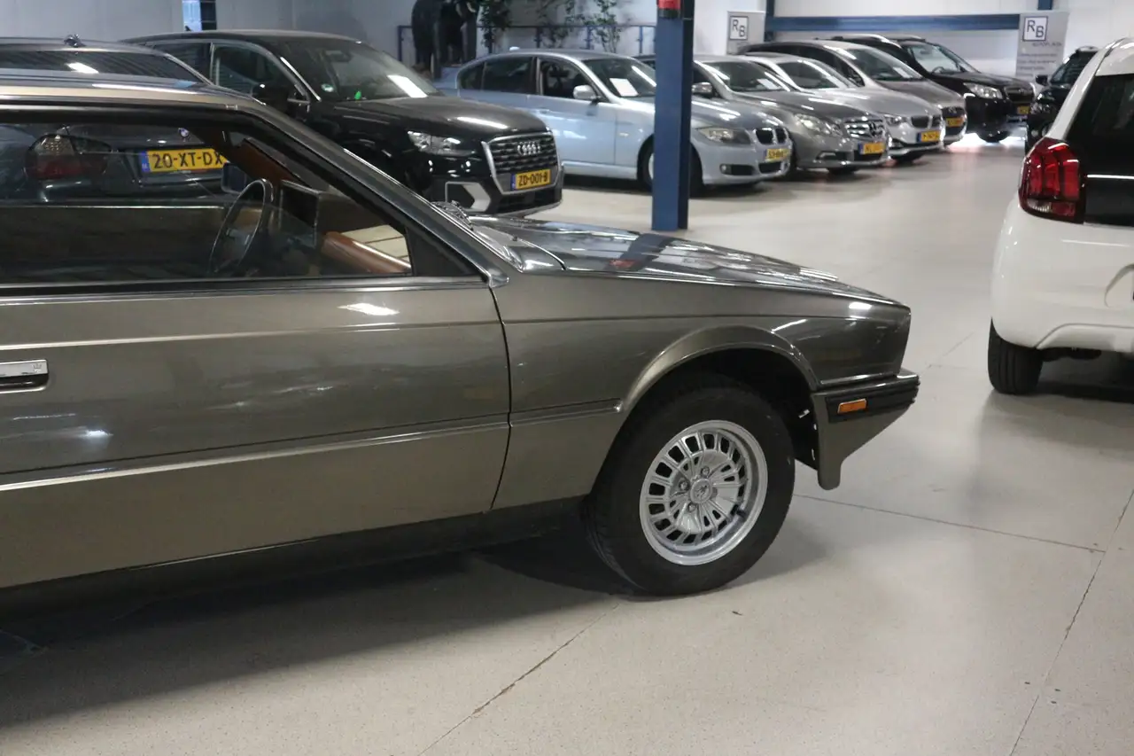 Maserati Biturbo 2.5 H5 / OLD TIMER / APK 9 2027 / TOP EXEMPLAAR !, foto 11