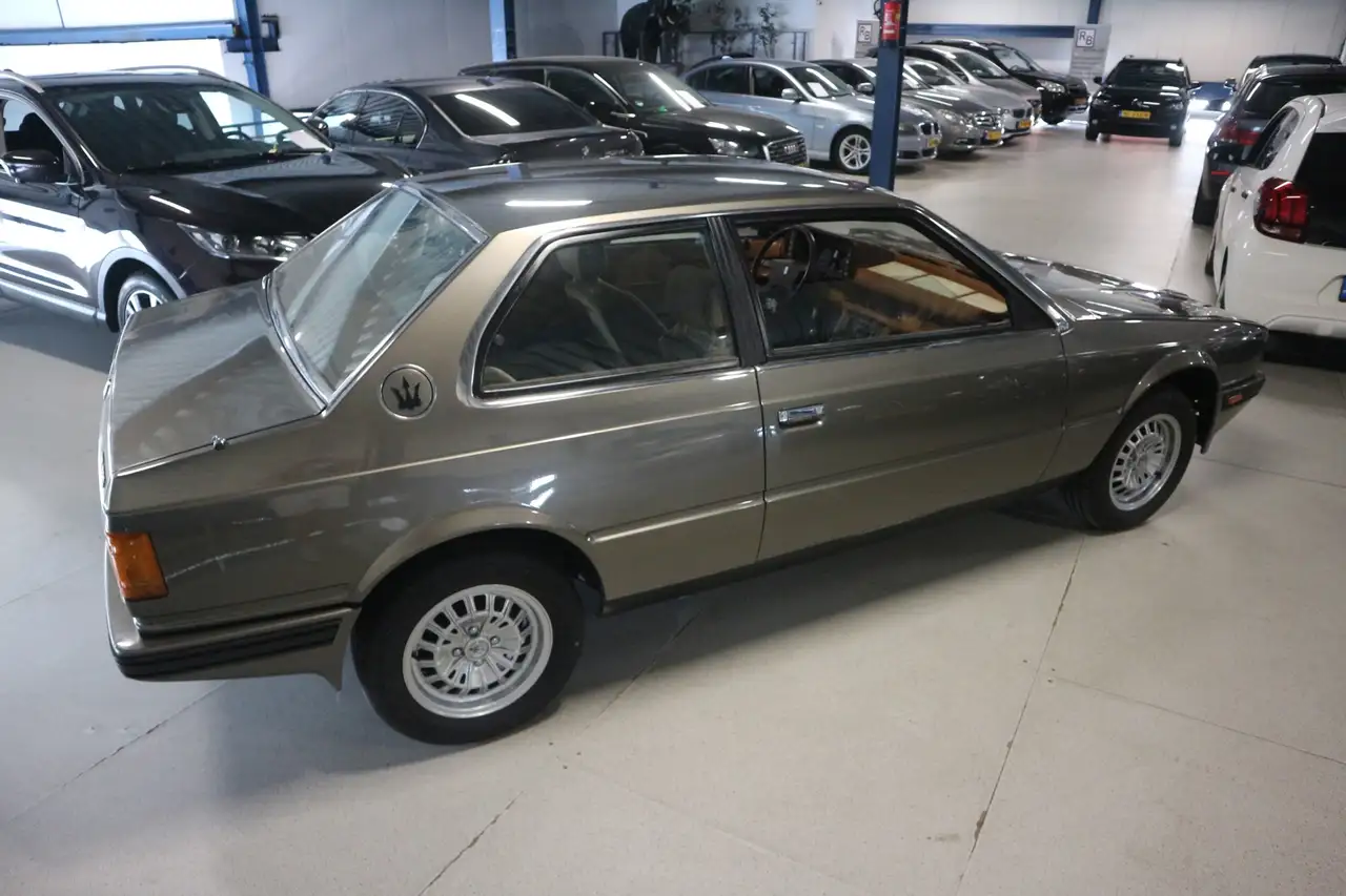 Maserati Biturbo 2.5 H5 / OLD TIMER / APK 9 2027 / TOP EXEMPLAAR !, foto 5