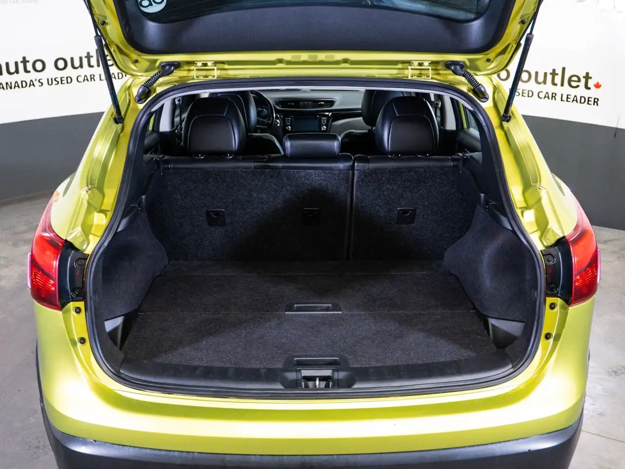 Nissan Qashqai снимка Nissan Qashqai