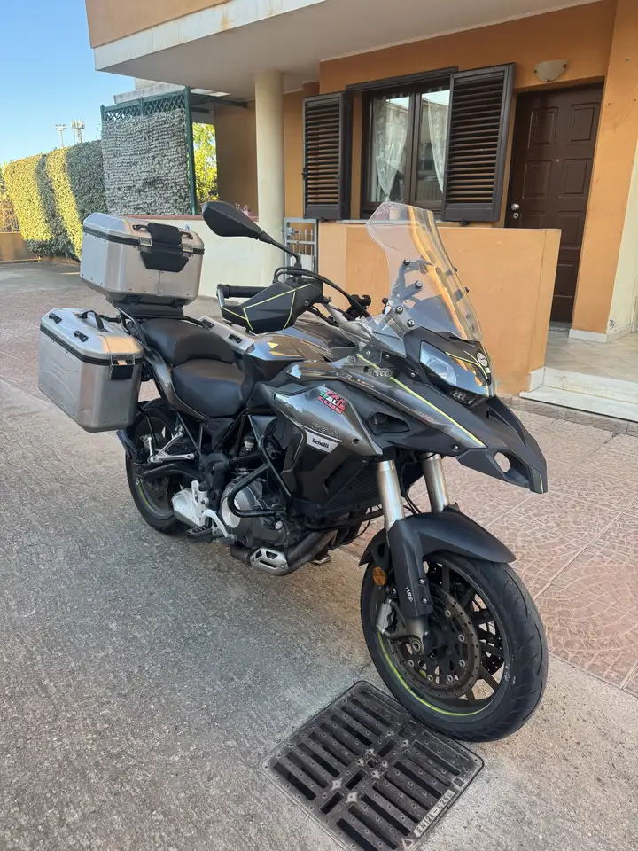 Benelli TRK 502