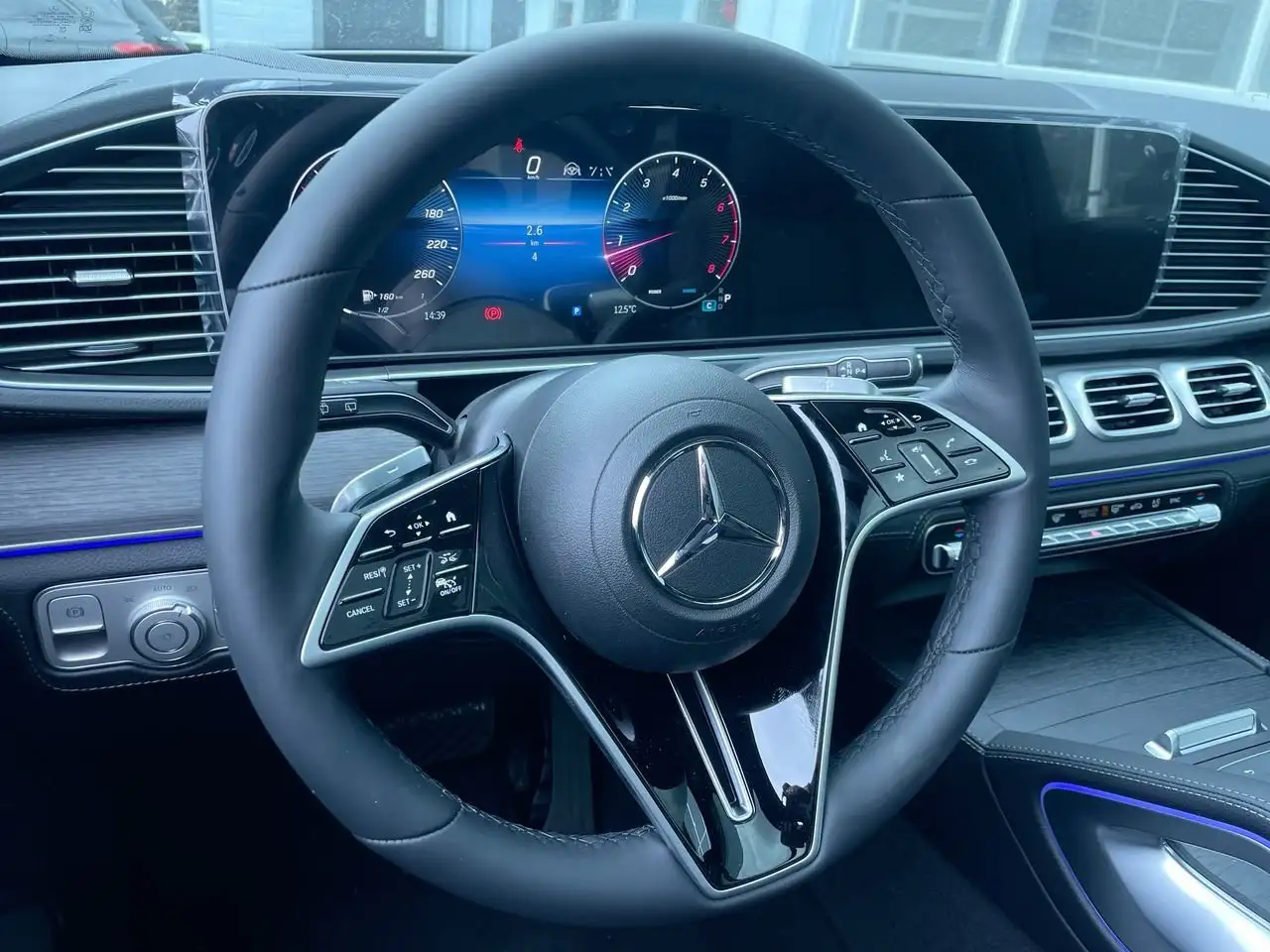 Mercedes-Benz GLE снимка Mercedes-Benz GLE