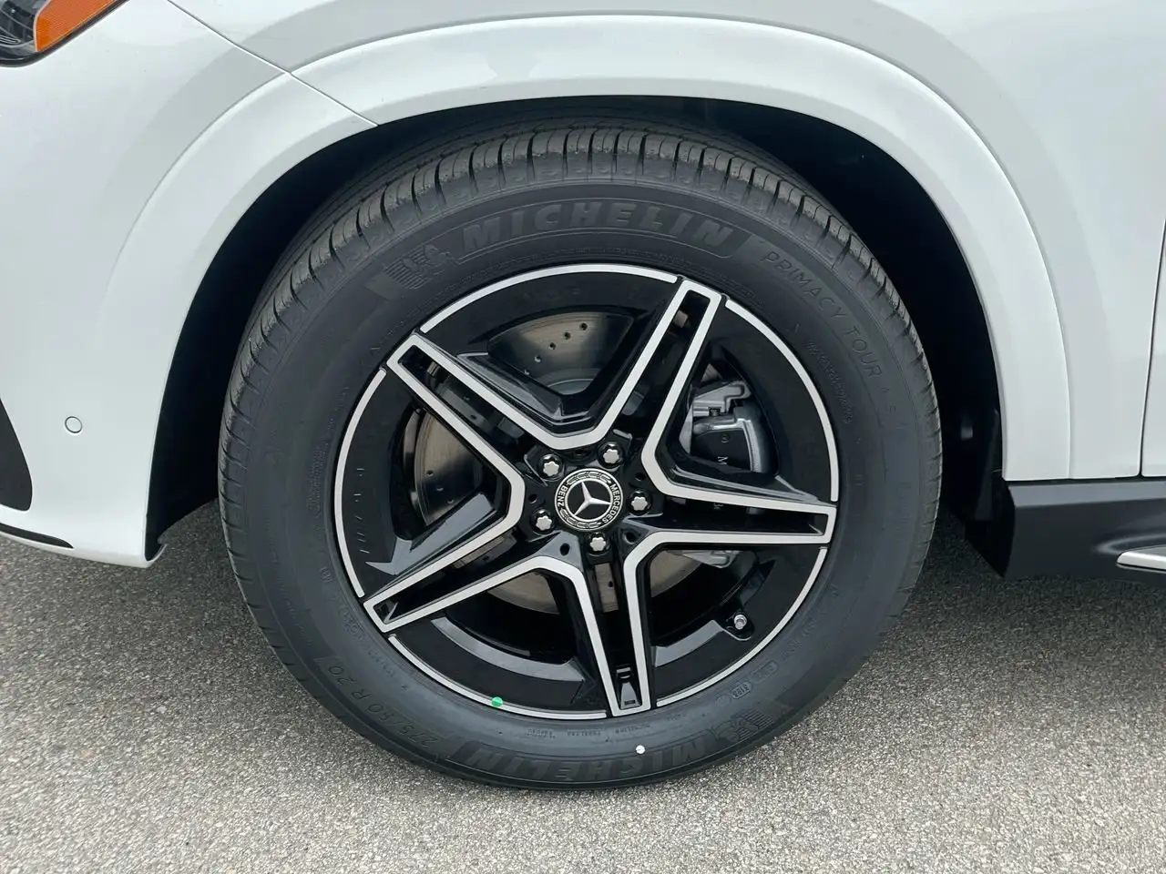 Mercedes-Benz GLE снимка Mercedes-Benz GLE
