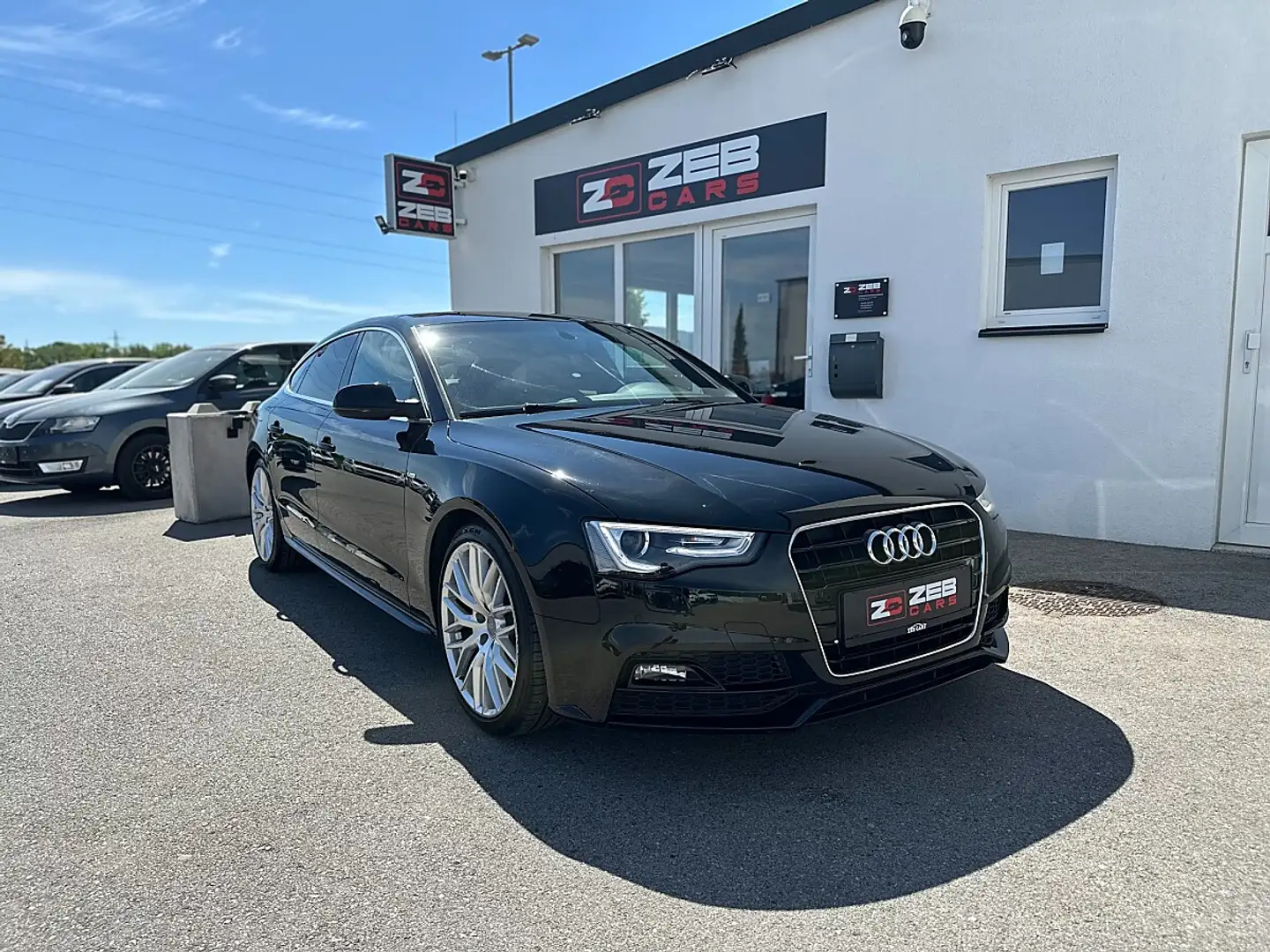 Audi A5 SB 2,0 TDI ultra Intense, 3x S-Line Schwarz - 1