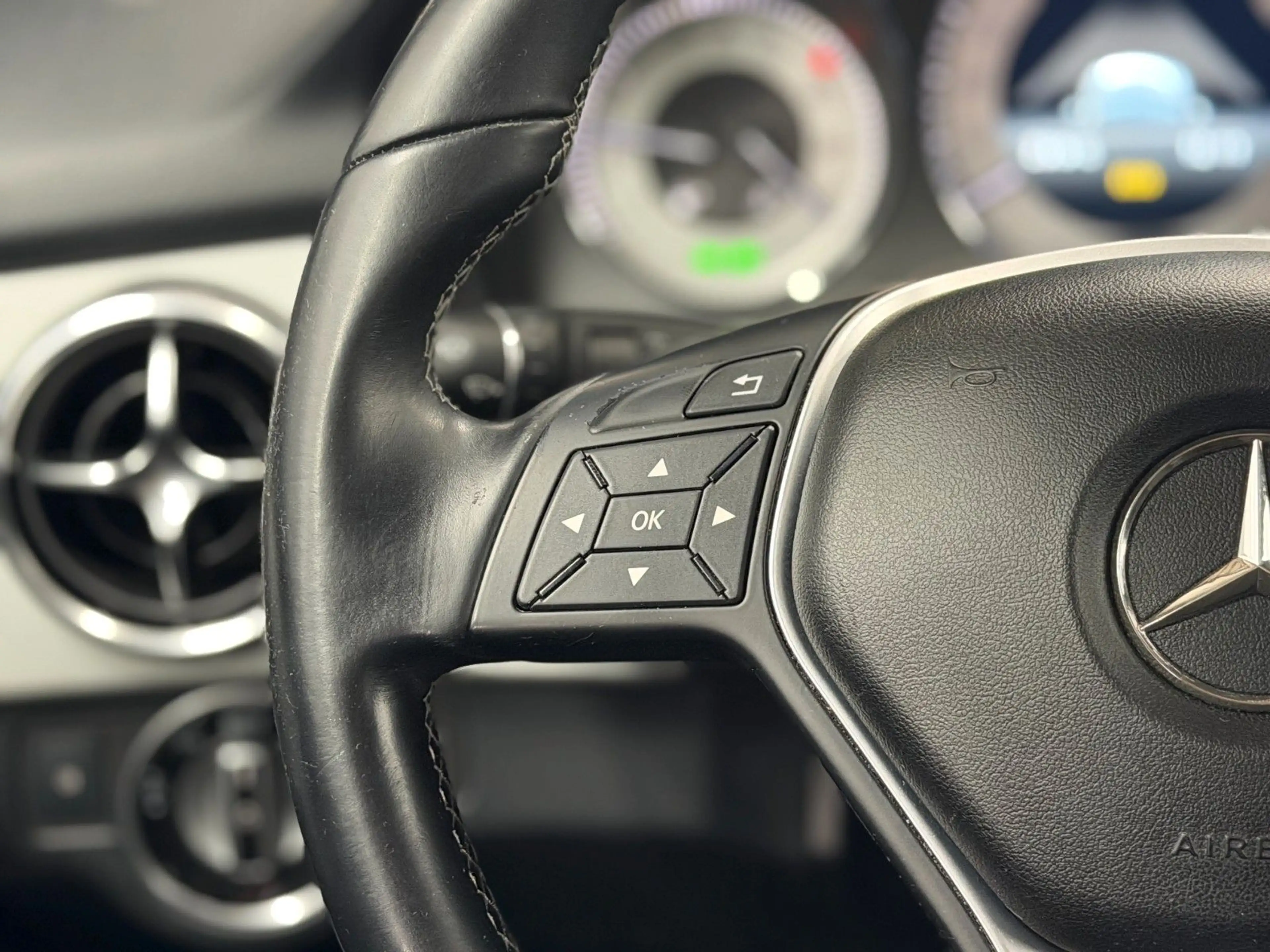 Mercedes-Benz GLK 220 CDI BlueEfficiency/Navi/SIHZ/PDC V-H/AHK — photo 13