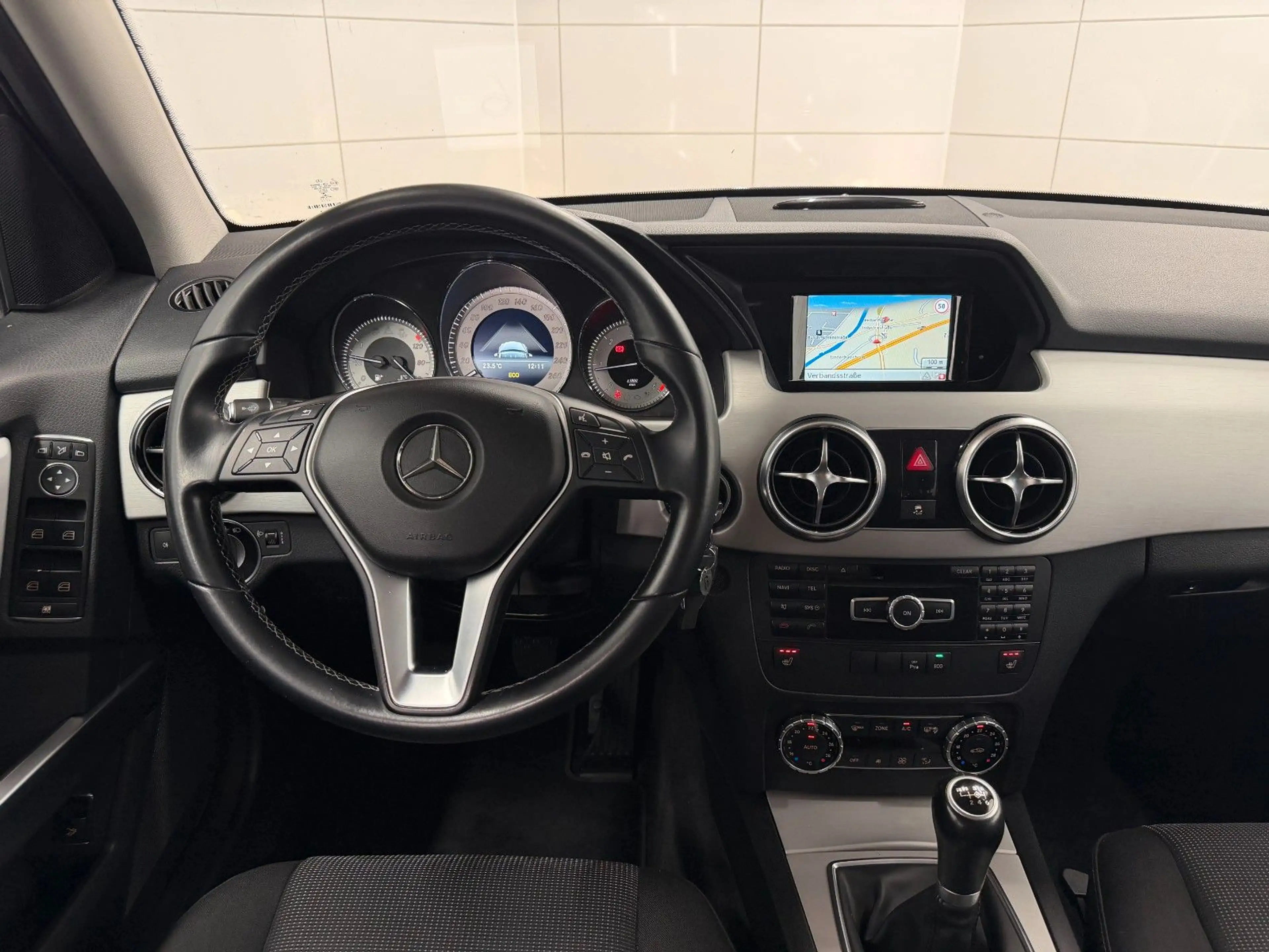 Mercedes-Benz GLK 220 CDI BlueEfficiency/Navi/SIHZ/PDC V-H/AHK — photo 12