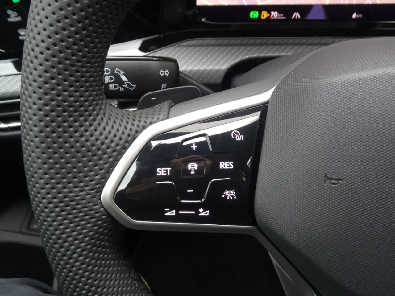 Volkswagen Golf Variant VIII 1.5 TSI R-Line ACC Kamera LED 9