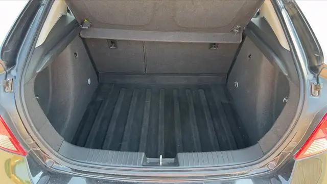 Chevrolet Cruze view 14