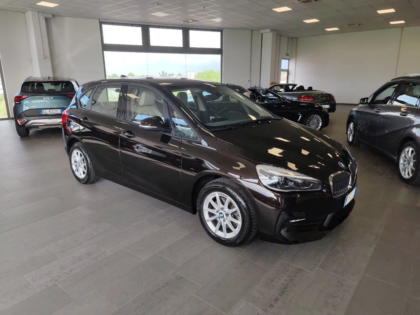 BMW 216 d A.T. Auto Navi Cruise Pelle Fari LED Sensori Braun - 2