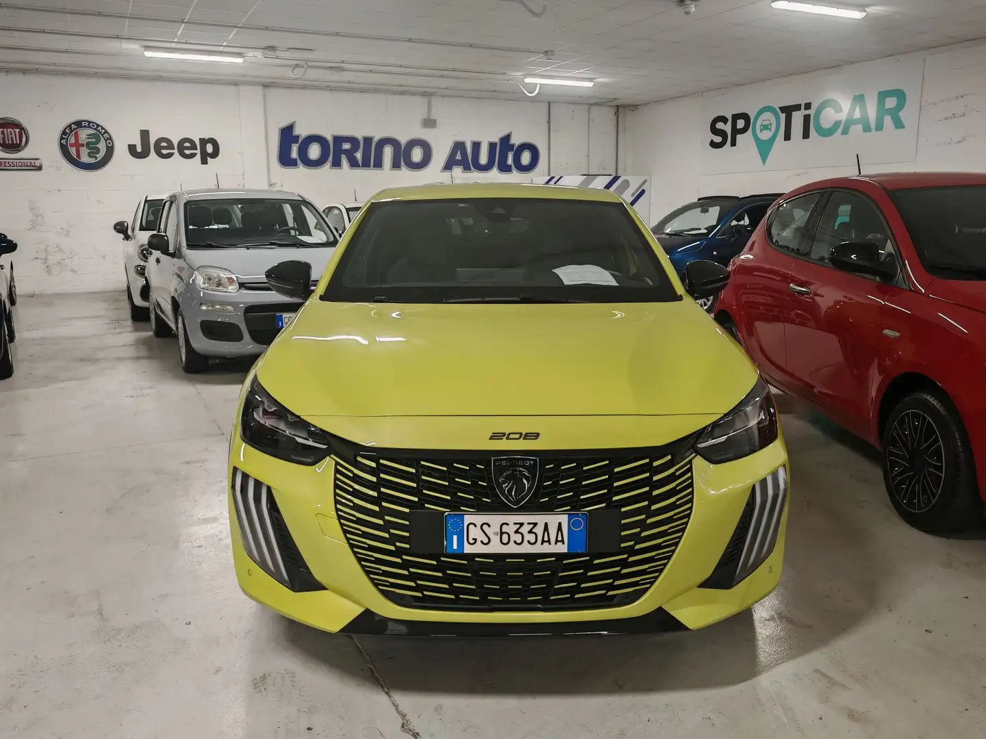 Peugeot 208 208 PureTech 100 Stop&Start 5 porte GT Giallo - 2