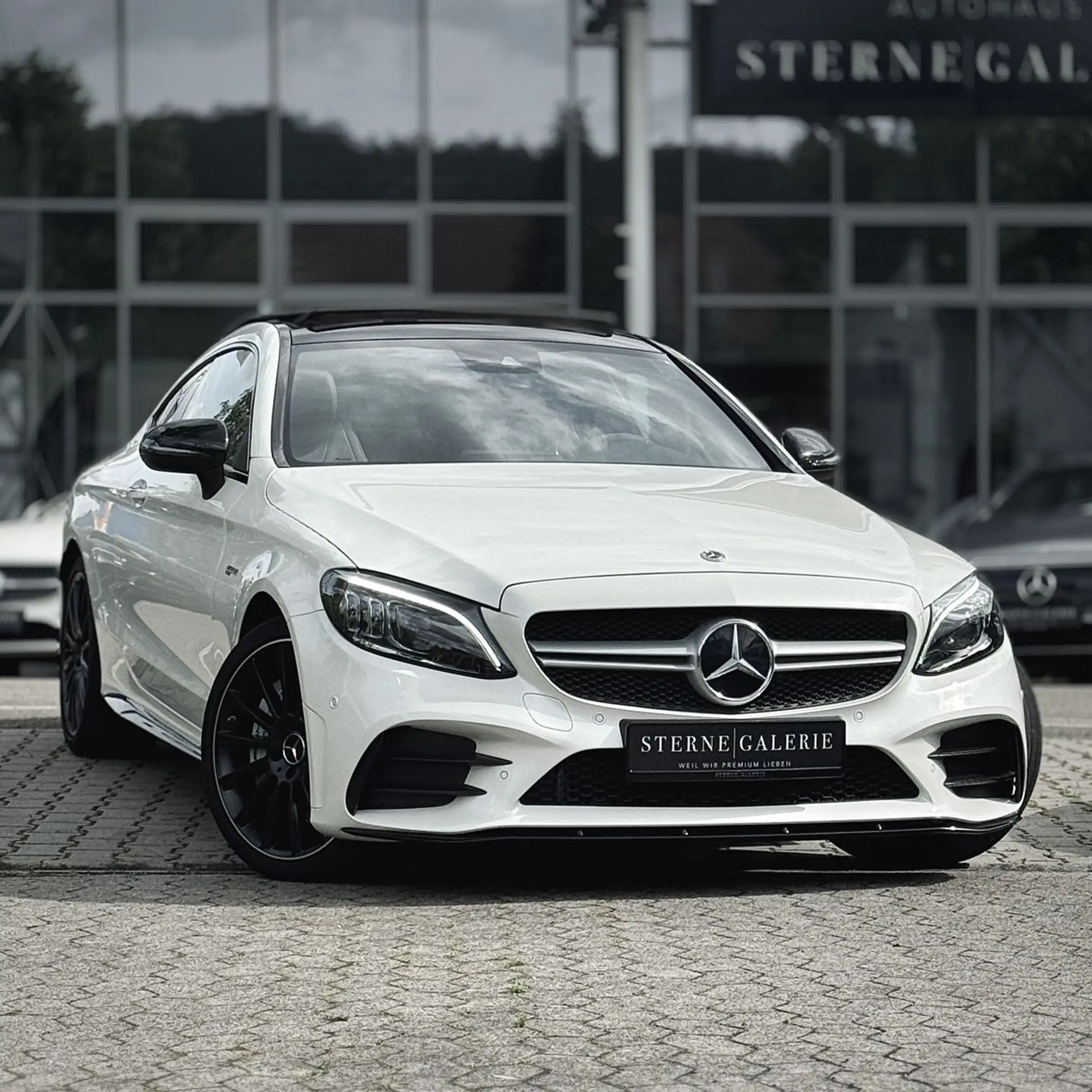 Mercedes-Benz C 43 AMG CARBON/PANO/TEMPOM/AMBIENT Sportp. LED — photo 2
