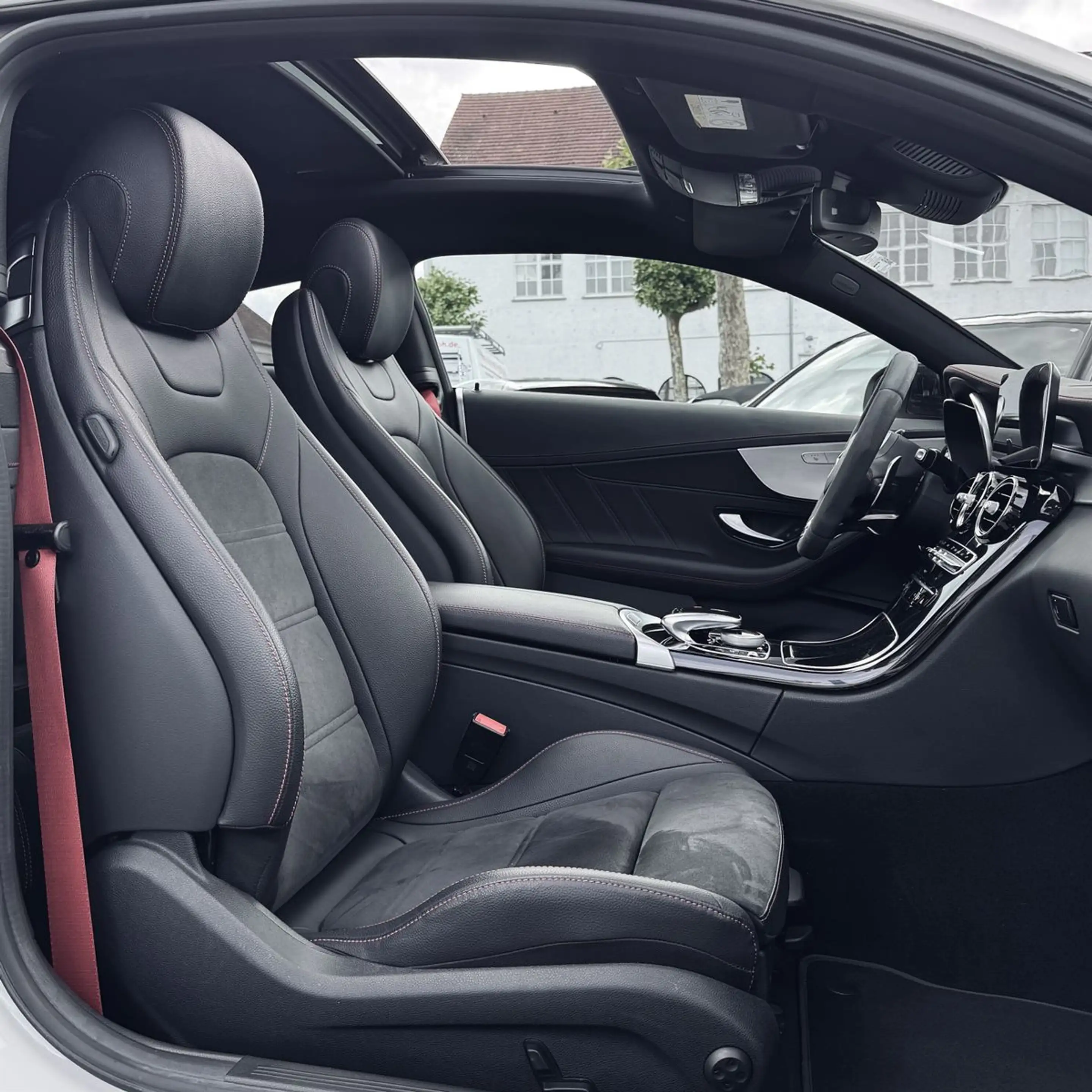 Mercedes-Benz C 43 AMG CARBON/PANO/TEMPOM/AMBIENT Sportp. LED — photo 13