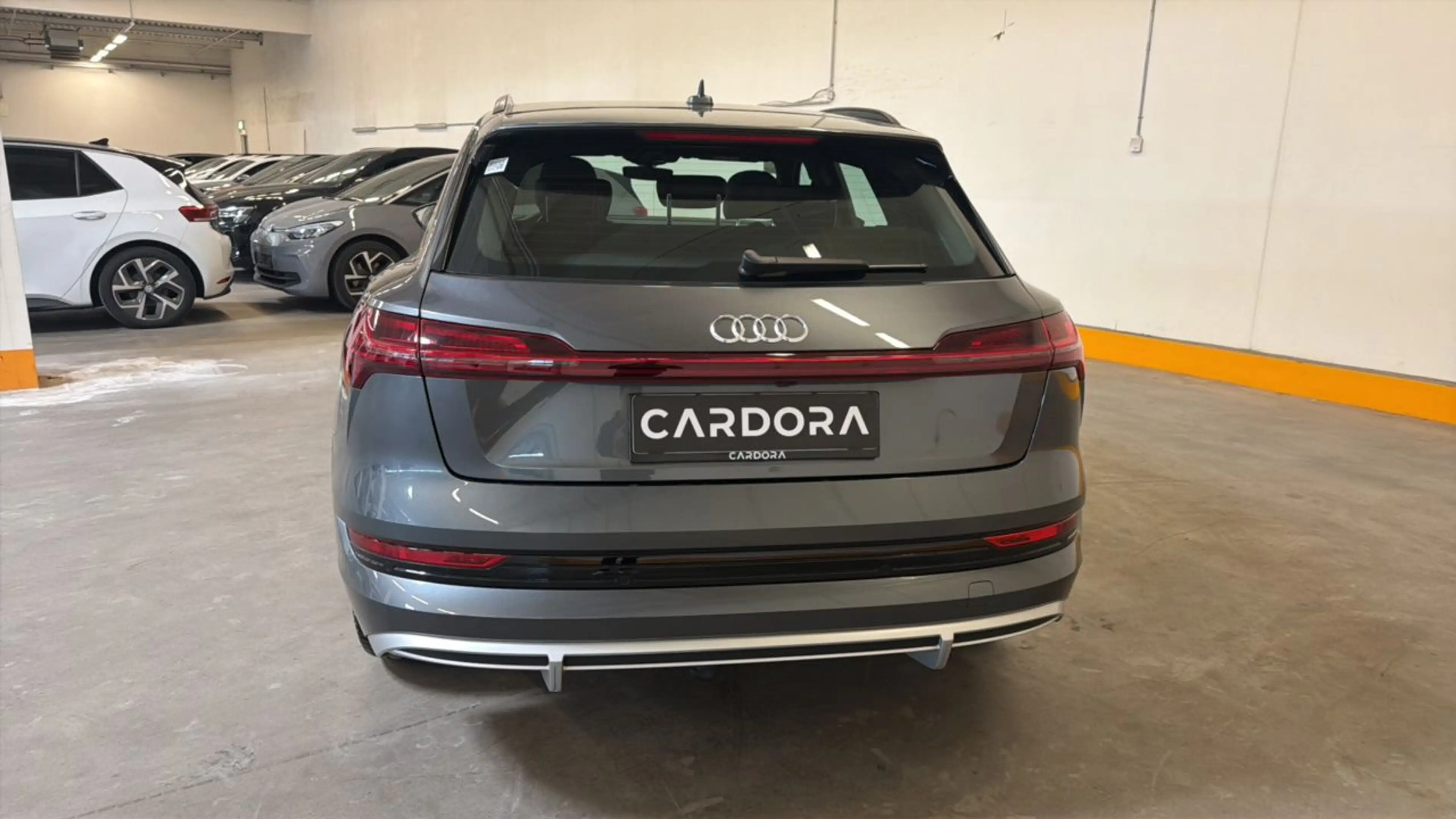 Audi e-tron 55 quattro S line — photo 5