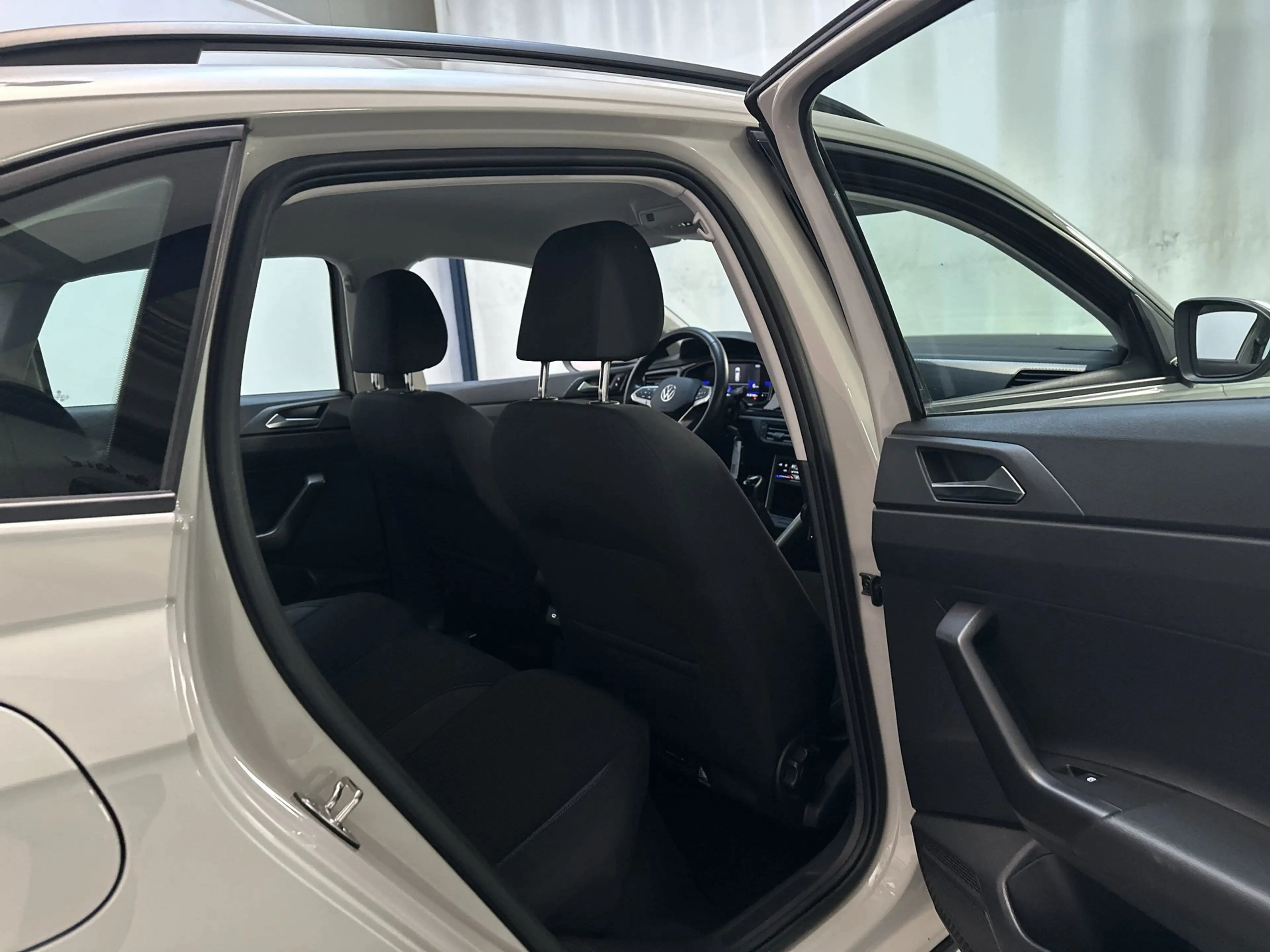 Volkswagen Taigo 1.0 TSI Life Parkeersensoren App-Connect DAB+ Adap — photo 18